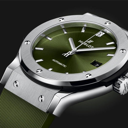 Hublot Classic Fusion Green Dial Men 42mm 542.NX.8970.RX - view 2