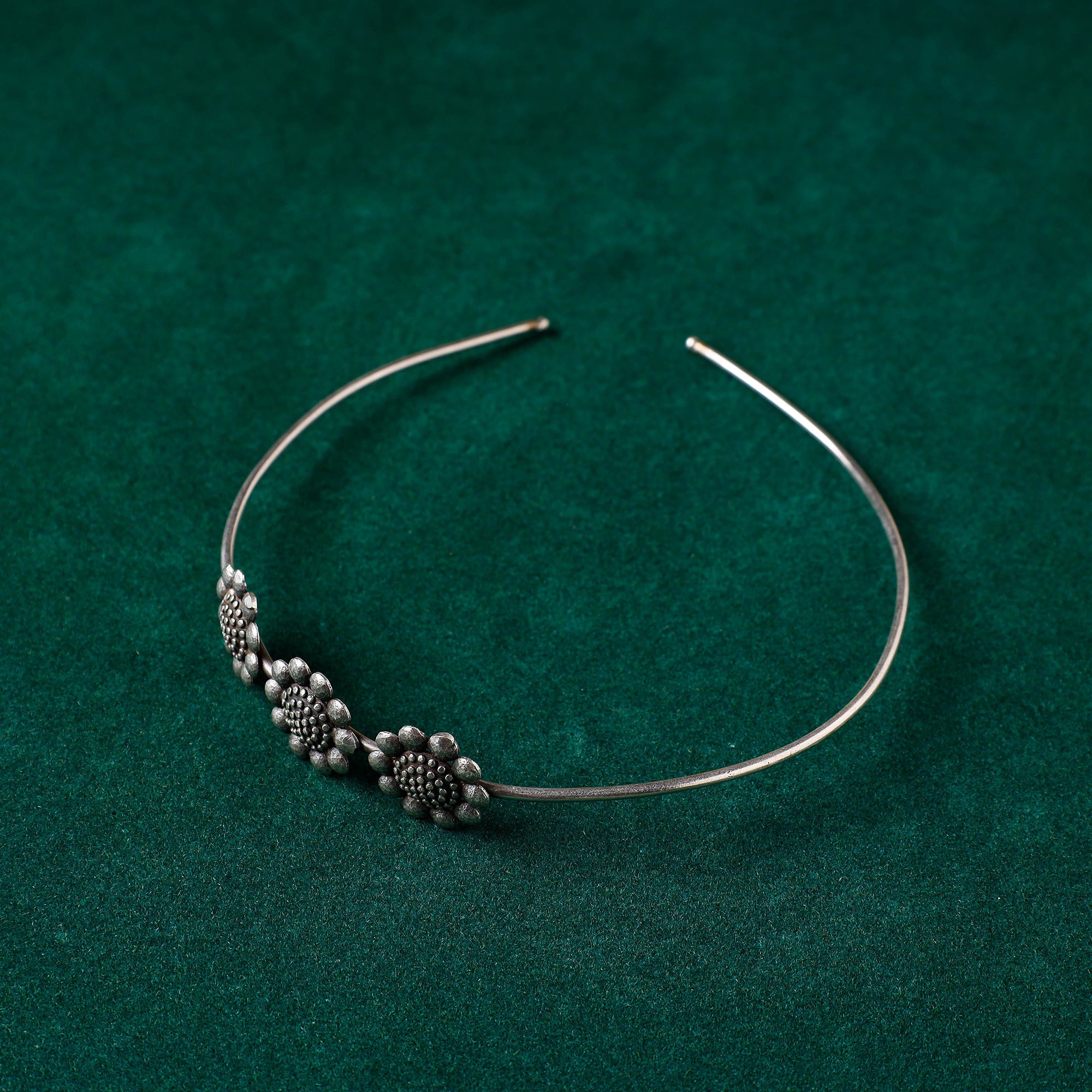 WHITE RIVER STORIES Antique Silver Finish Oxidised Brass Base Hair Band