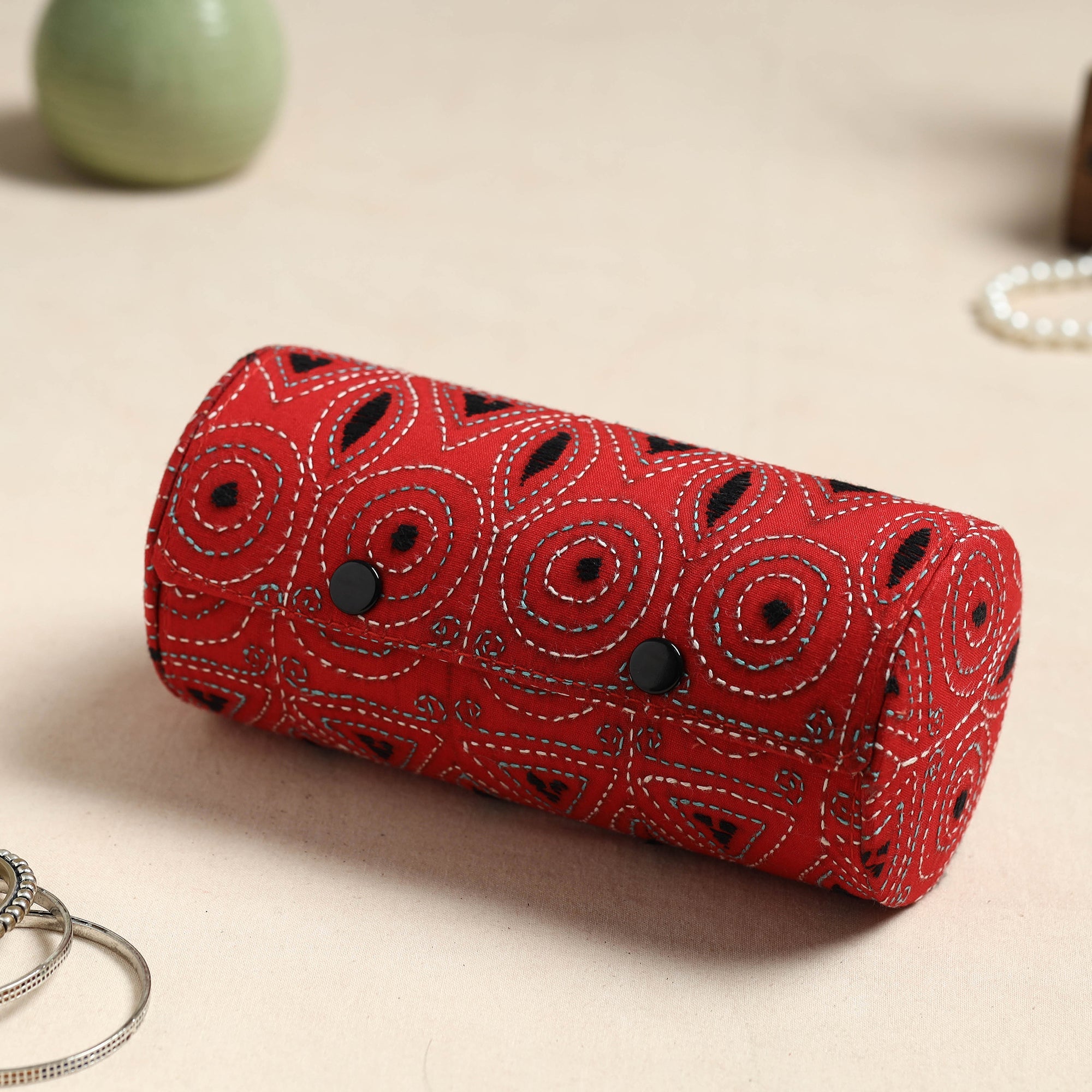 ASALKAAR Bengal Kantha Work Handcrafted Bangle Box (Big) - view 2