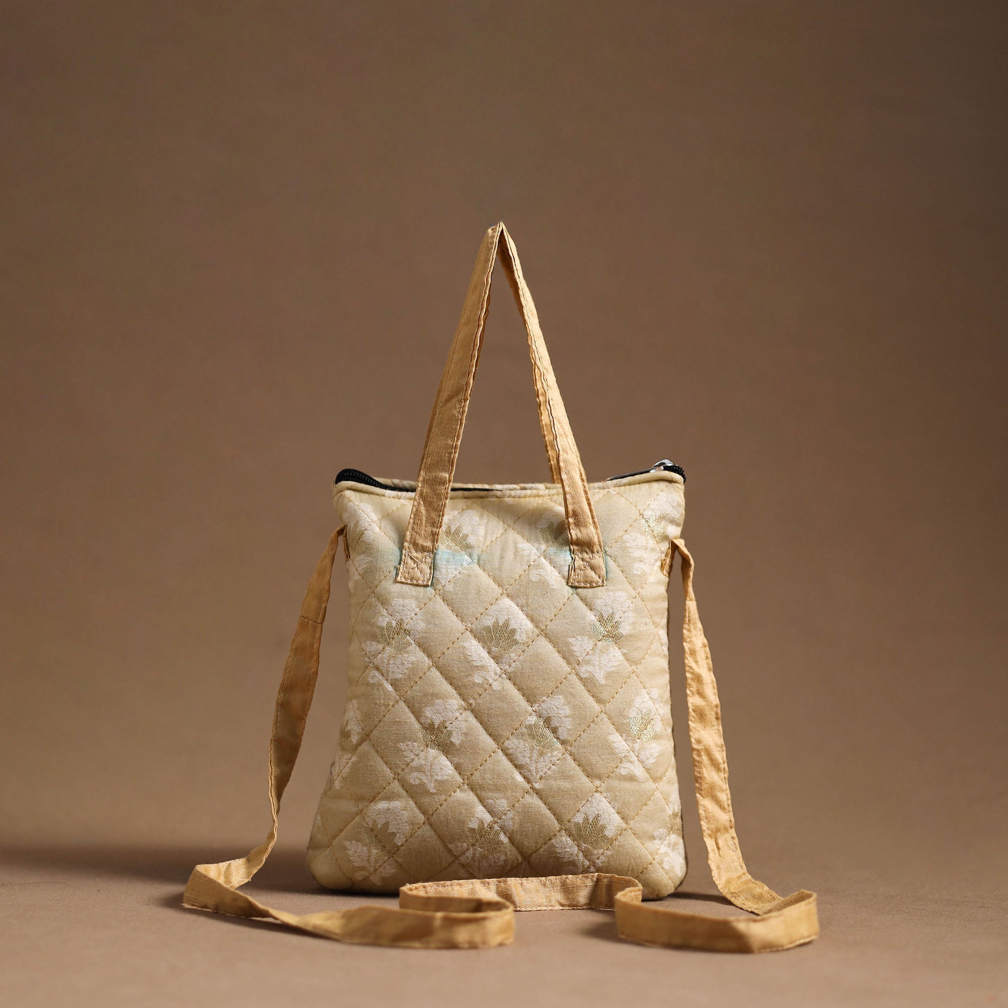 NOORI BAZAR Beige - Handcrafted Quilted Silk Sling Bag 30 - view 4