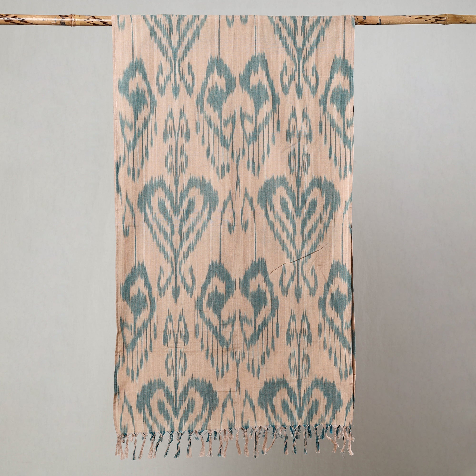 POCHAMPALLY IKAT WEAVES BY GOVARDHAN Beige - Handloom Cotton Pochampally Central Asian Ikat Stole 12 - view 2