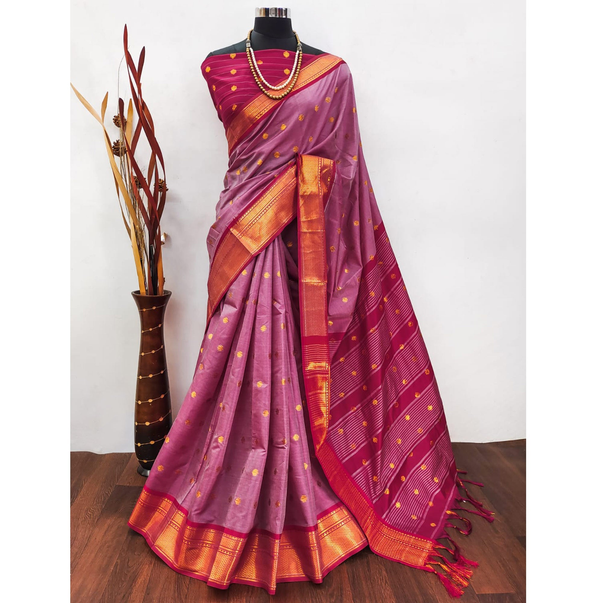Peachmode Pink Zari Woven Lichi Art Silk Saree With Tassels - view 7