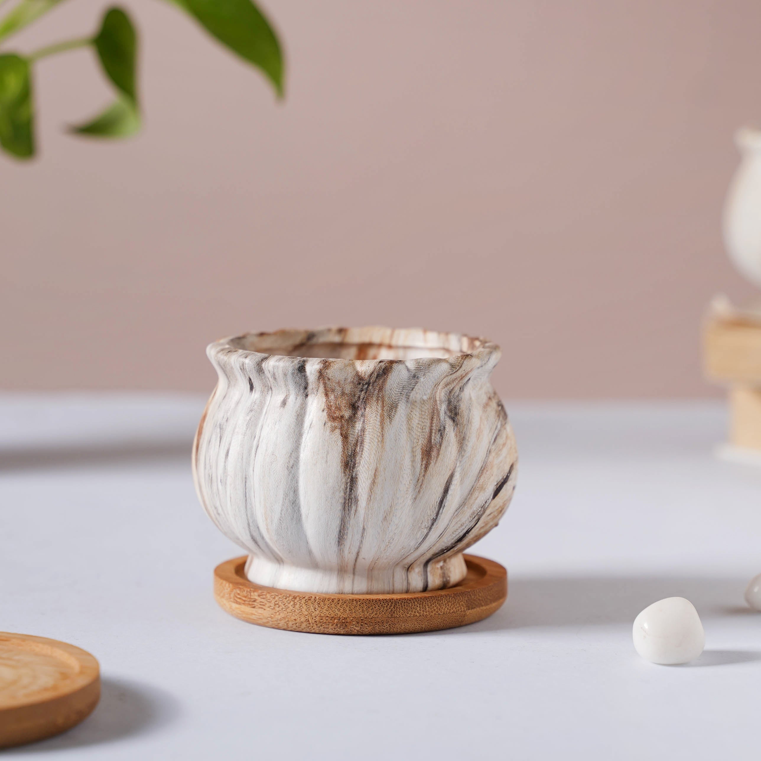Nestasia Cinzia Marble Patterned Planter With Coaster - view 2
