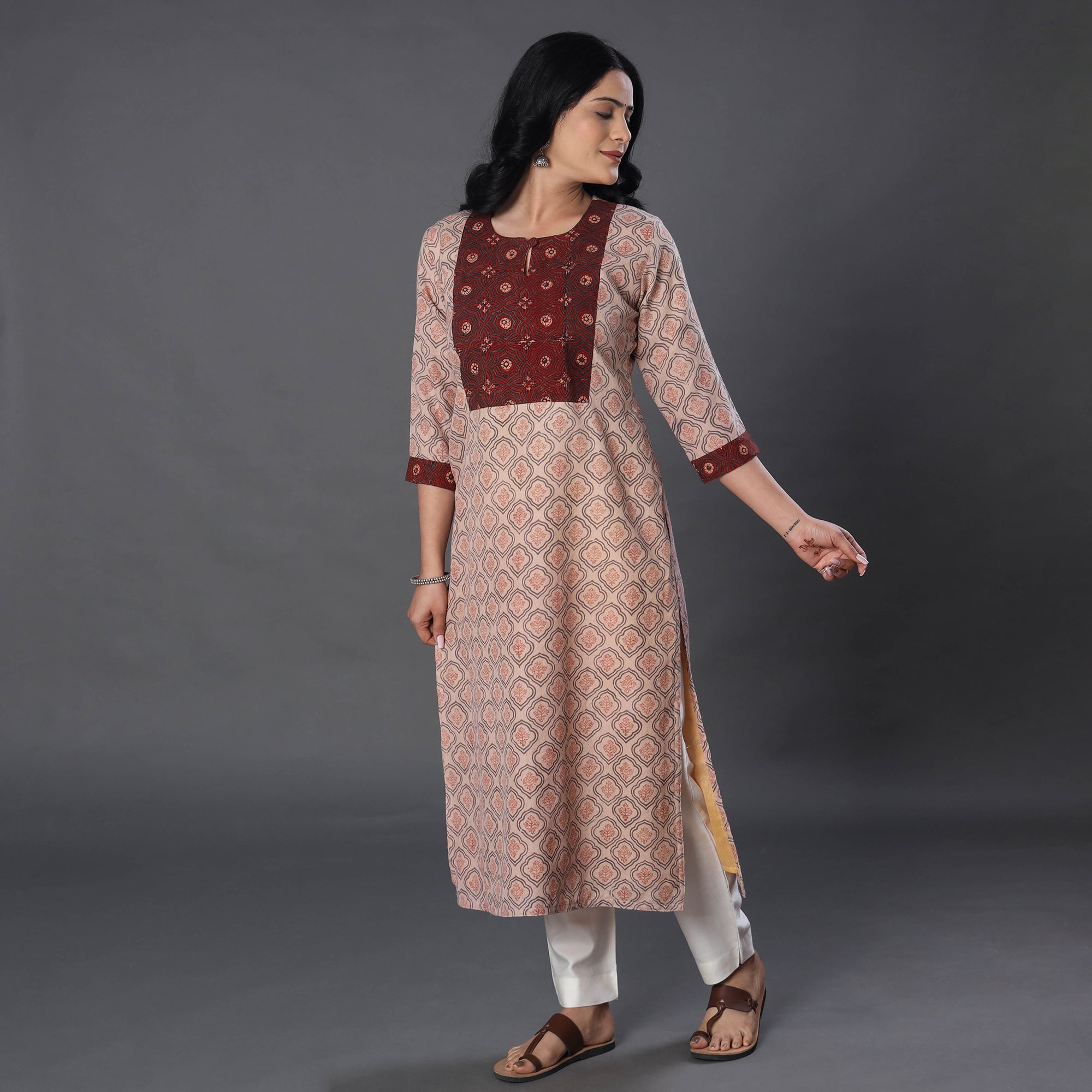 ITOKRI CASUALS Beige - Handwoven Wool Pedana Kalamkari Print Kurta - view 2