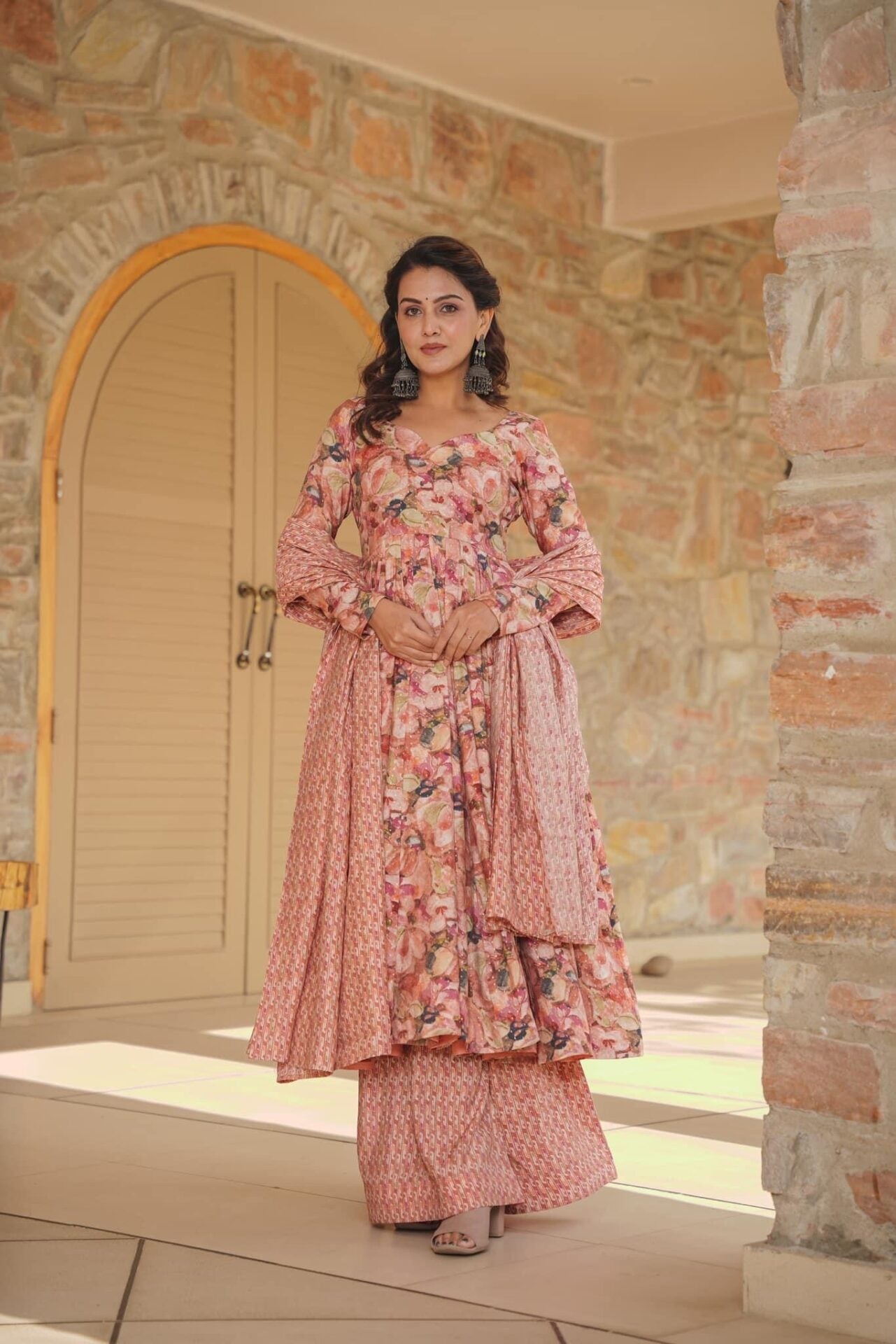 Idaho-o Stormi muslin kurta-palazzo set