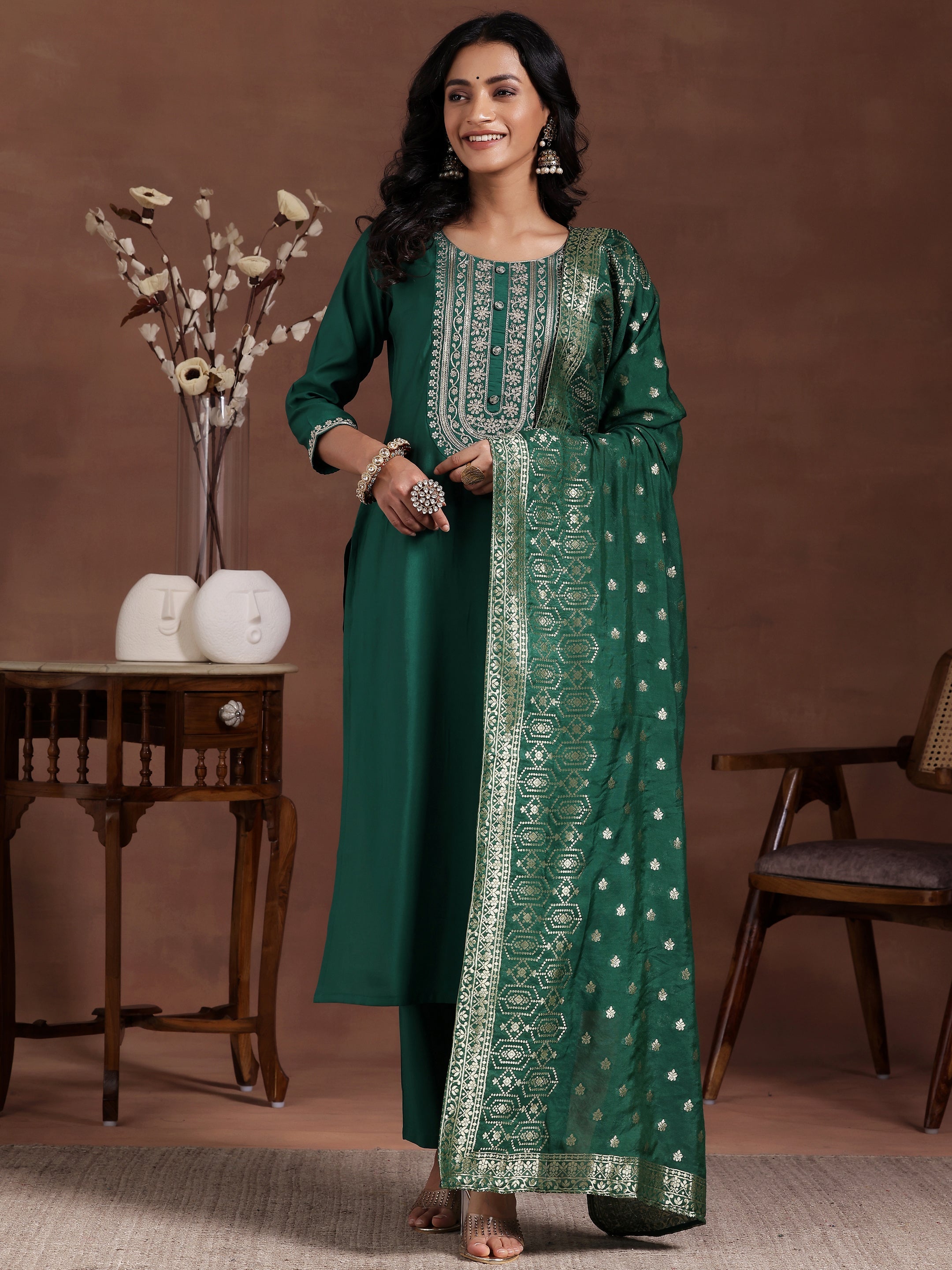 Libas Green Yoke Design Silk Blend Straight Suit With Dupatta - view 2
