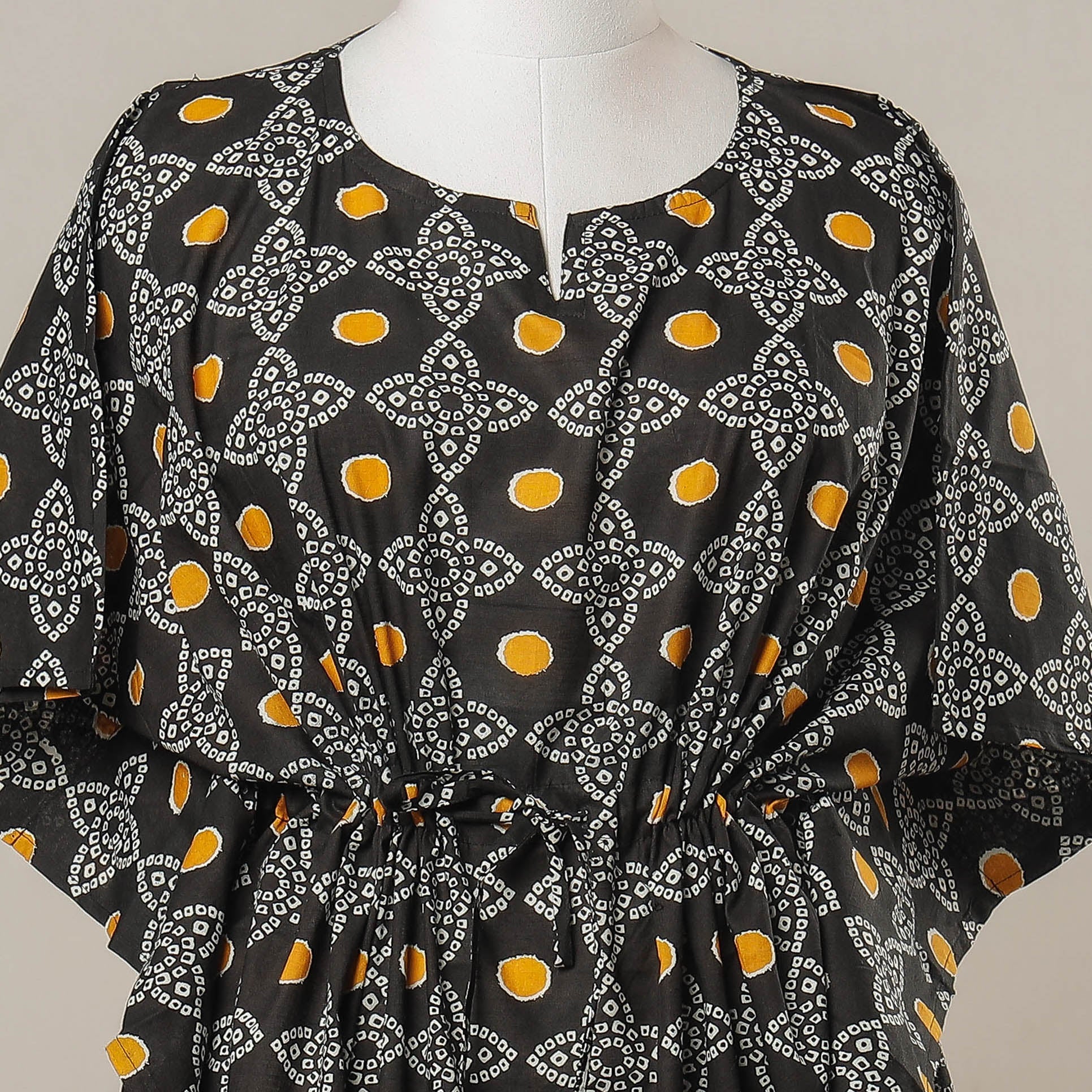 CHUTNEY CRAFT STUDIO Black - Sanganeri Printed Cotton Kaftan with Tie-Up Waist (Medium) - view 2