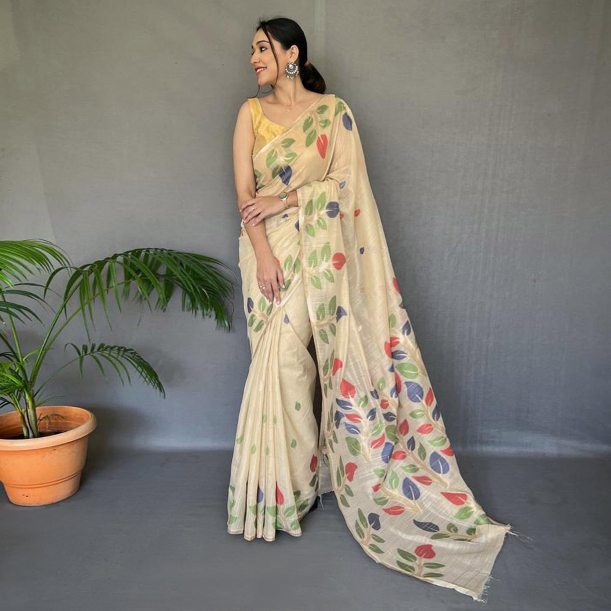Peachmode Chikoo Floral Woven Cotton Saree – Women's - view 2