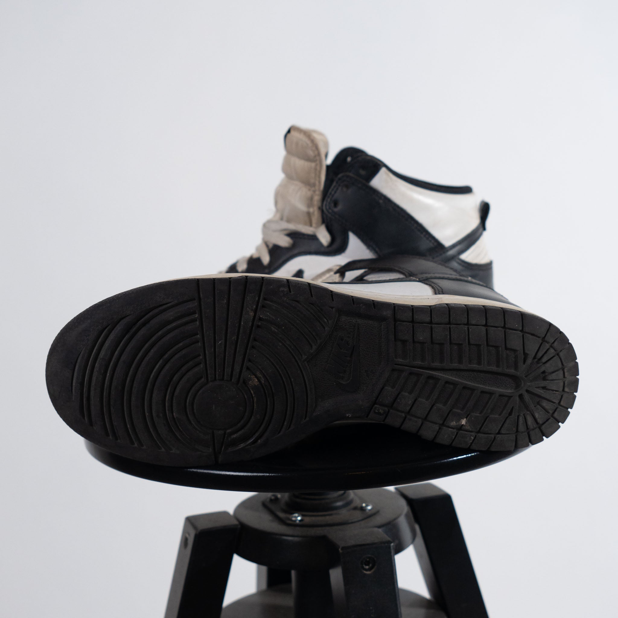 Nike Dunk Highs Panda - view 3