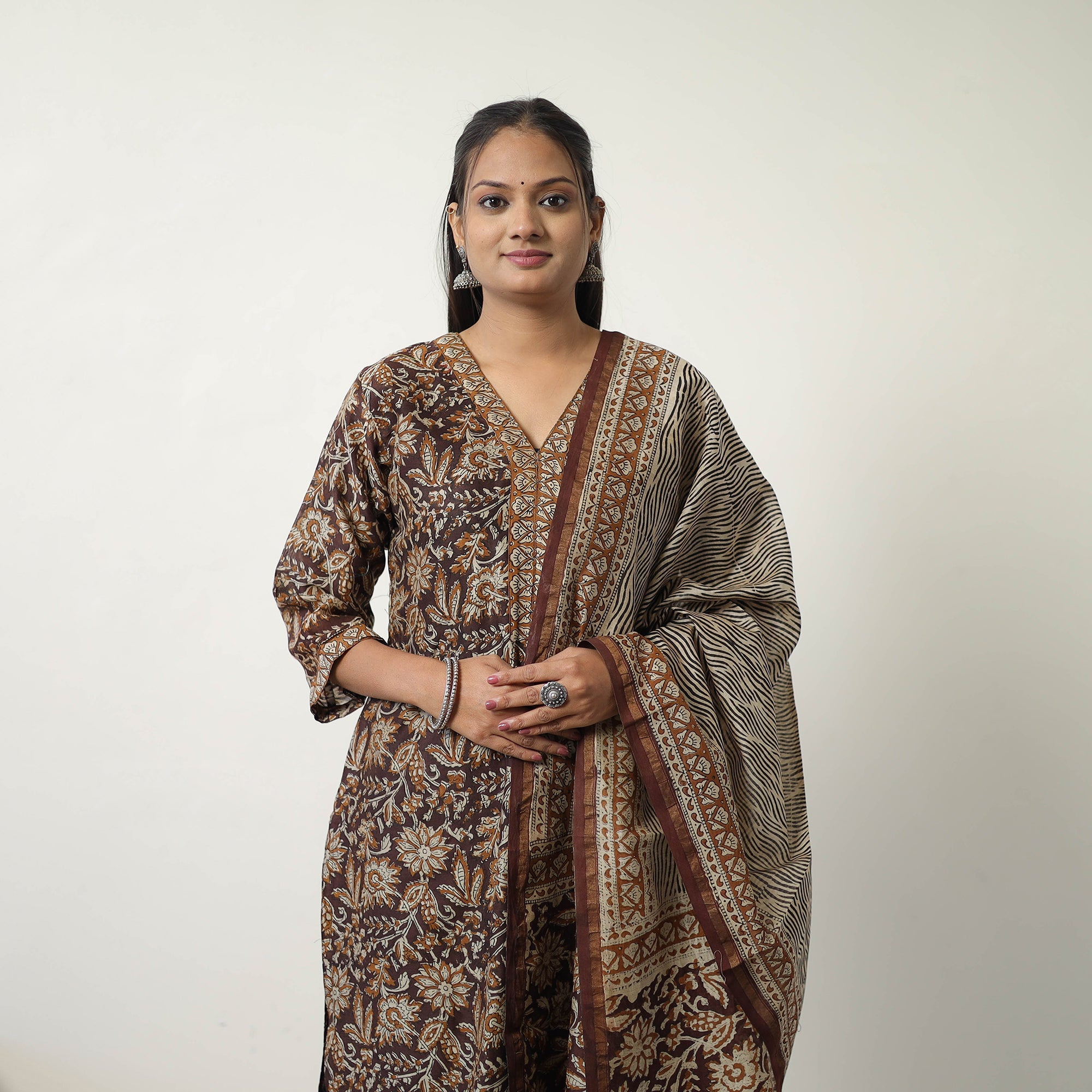 ITOKRI CASUALS Brown - Chanderi Silk Hand Block Bagru Print Kurta Set 02