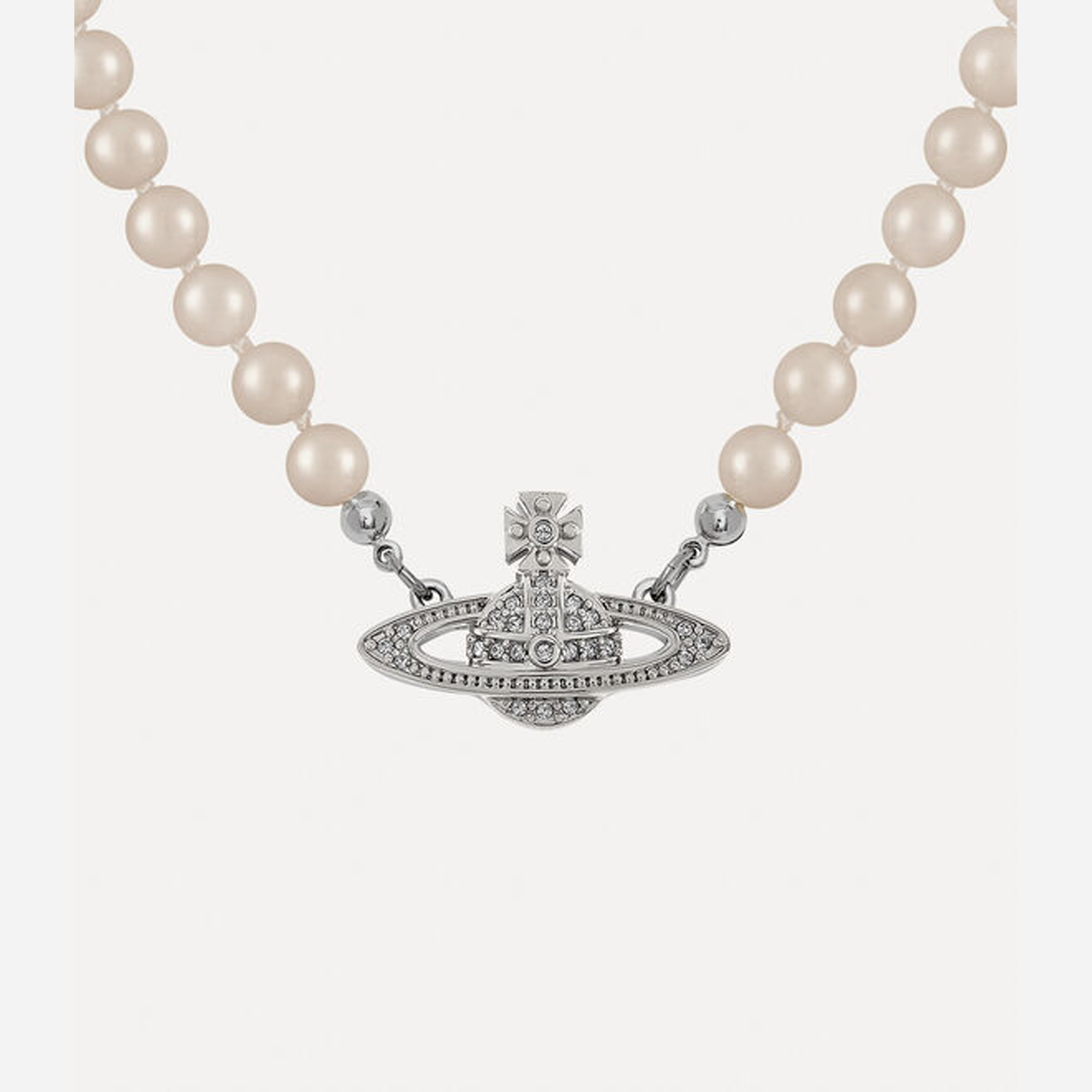 Vivienne Westwood Man. Mini Bas Relief Pearl Necklace