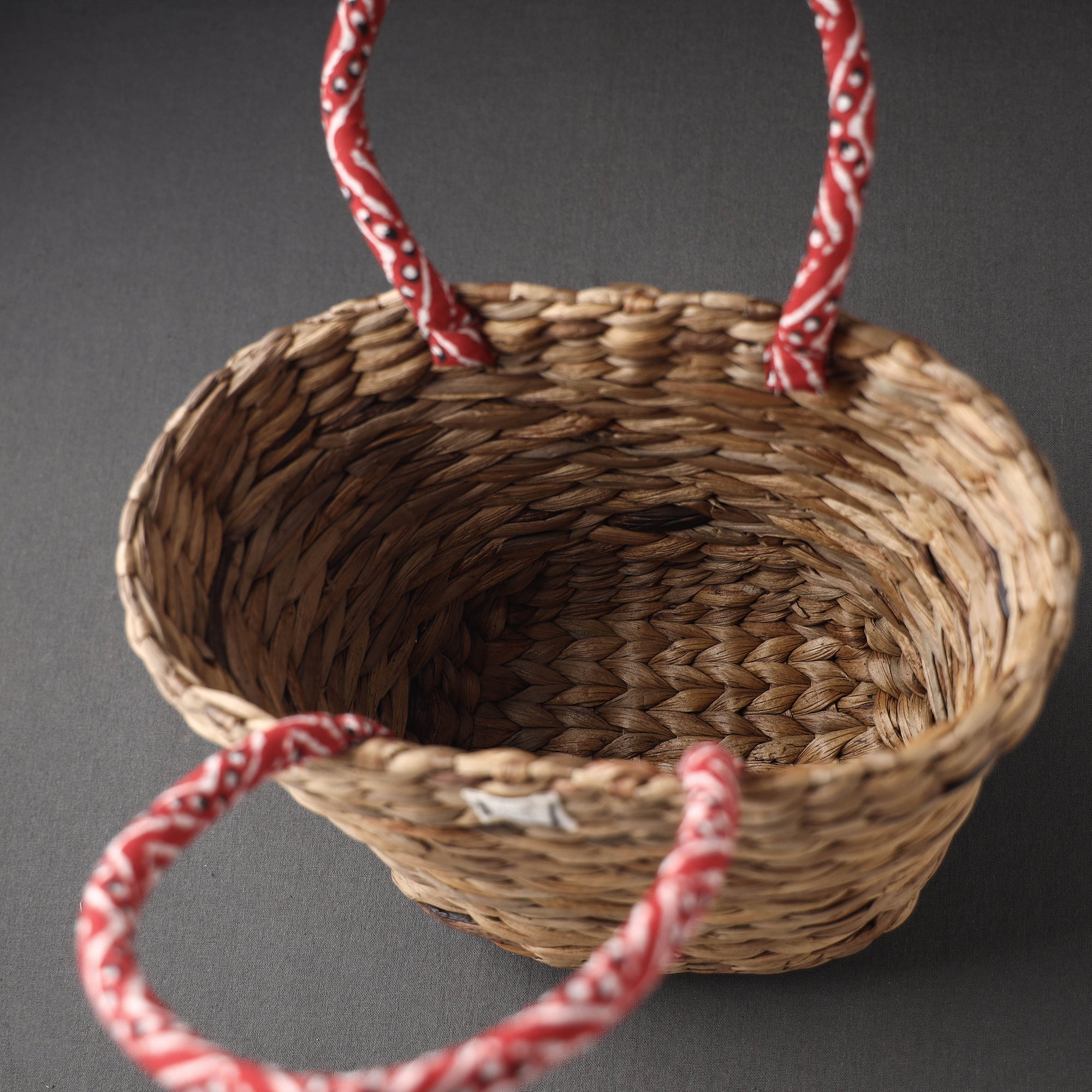 ASAMA Brown - Handcrafted Organic Water Hyacinth Magnificent Basket - view 5