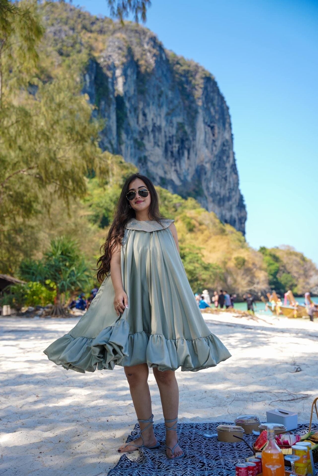 Idaho-o Sage green satin dress