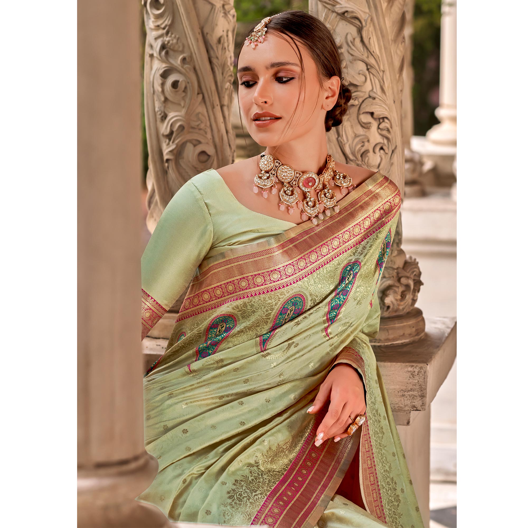 Peachmode Chikoo Floral Woven Banarasi Silk Saree With Tassels - view 5