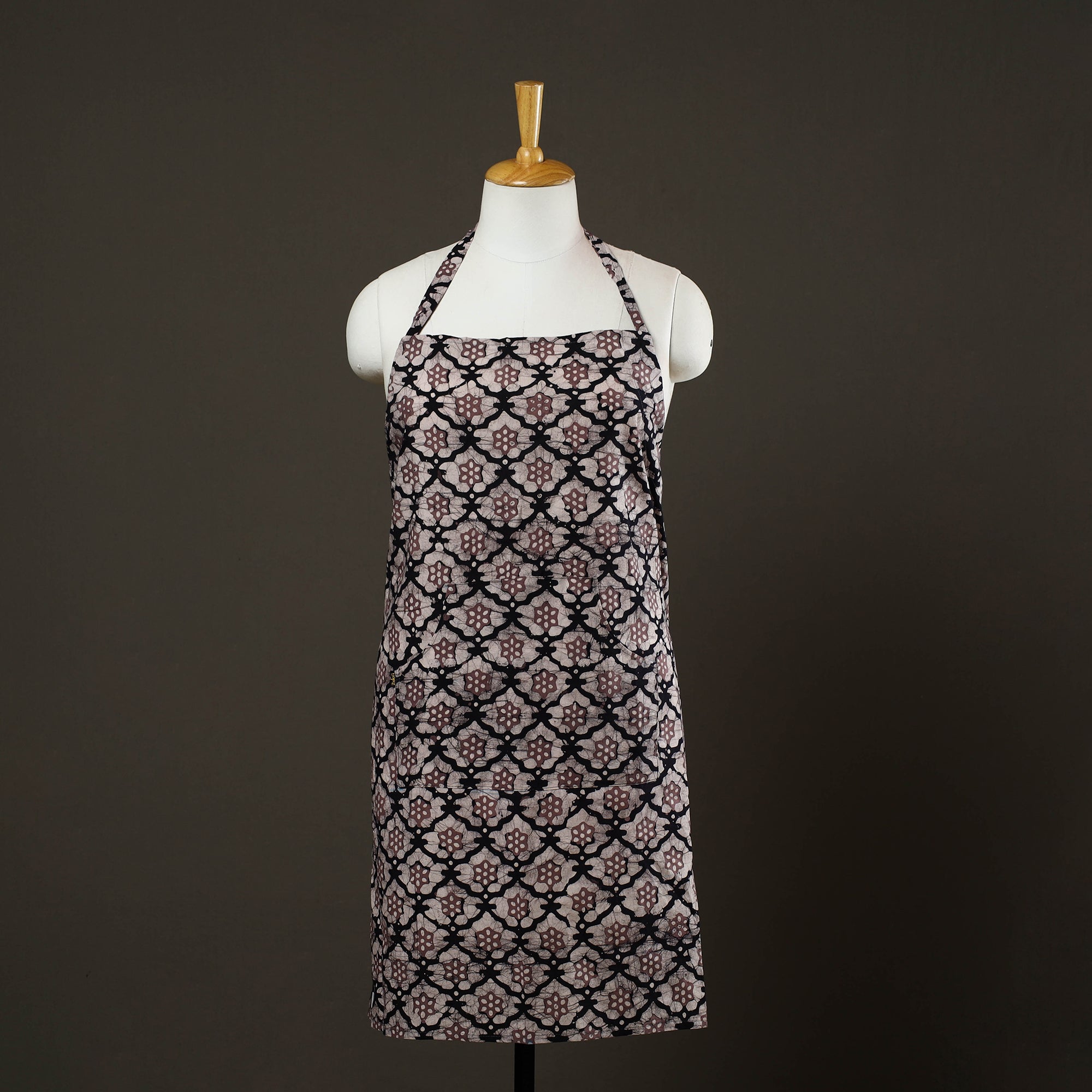 JALPARI Black - Hand Batik Print Cotton Apron with Pocket 75