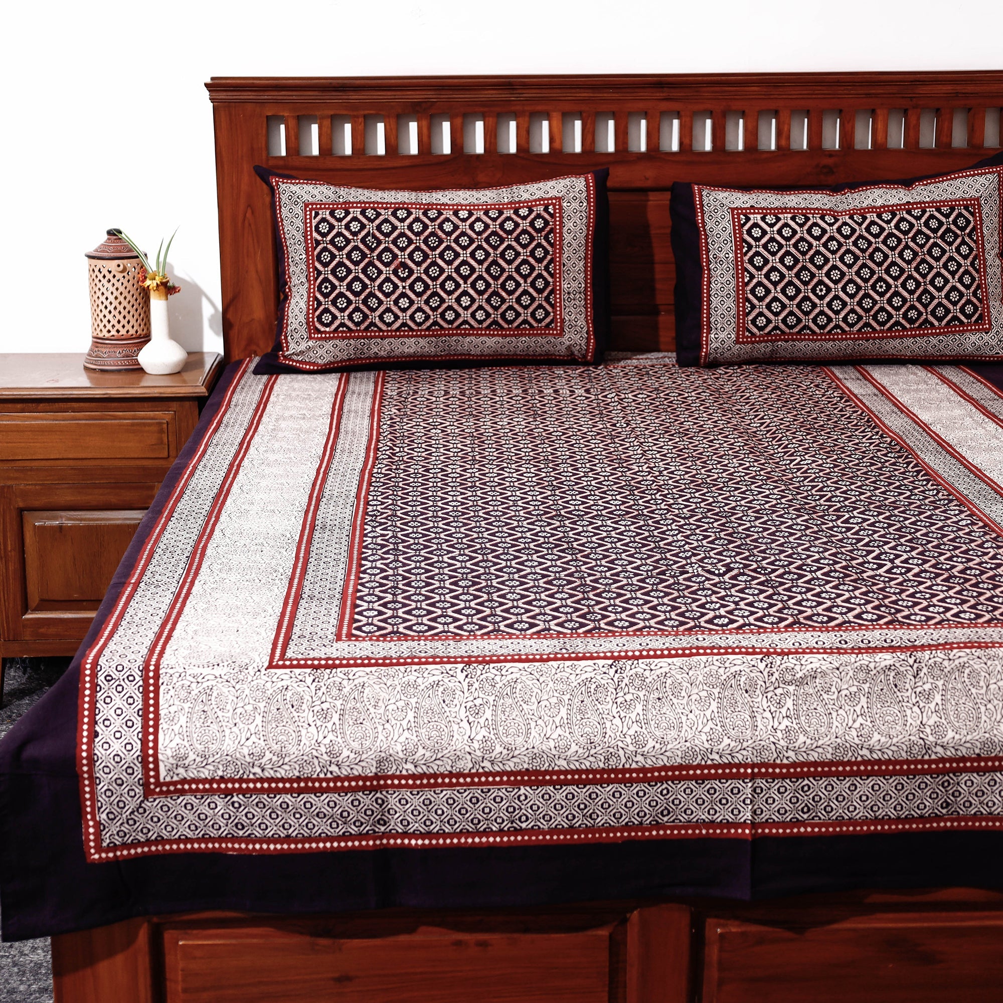 ITOKRI CRAFTS INITIATIVE Black - Bagh Block Printed Cotton Single Bed Cover with Pillow Covers (94 x 64 in)