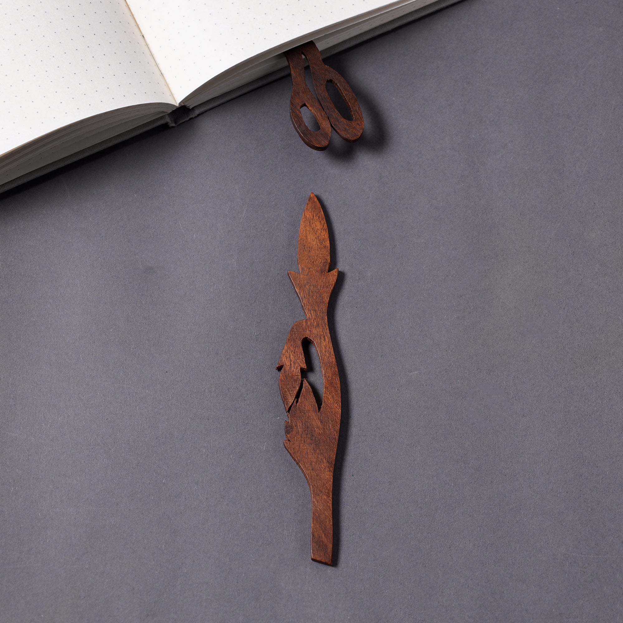ITOKRI CRAFTS INITIATIVE Bijnor Hand Carved Sheesham Wood Bookmark
