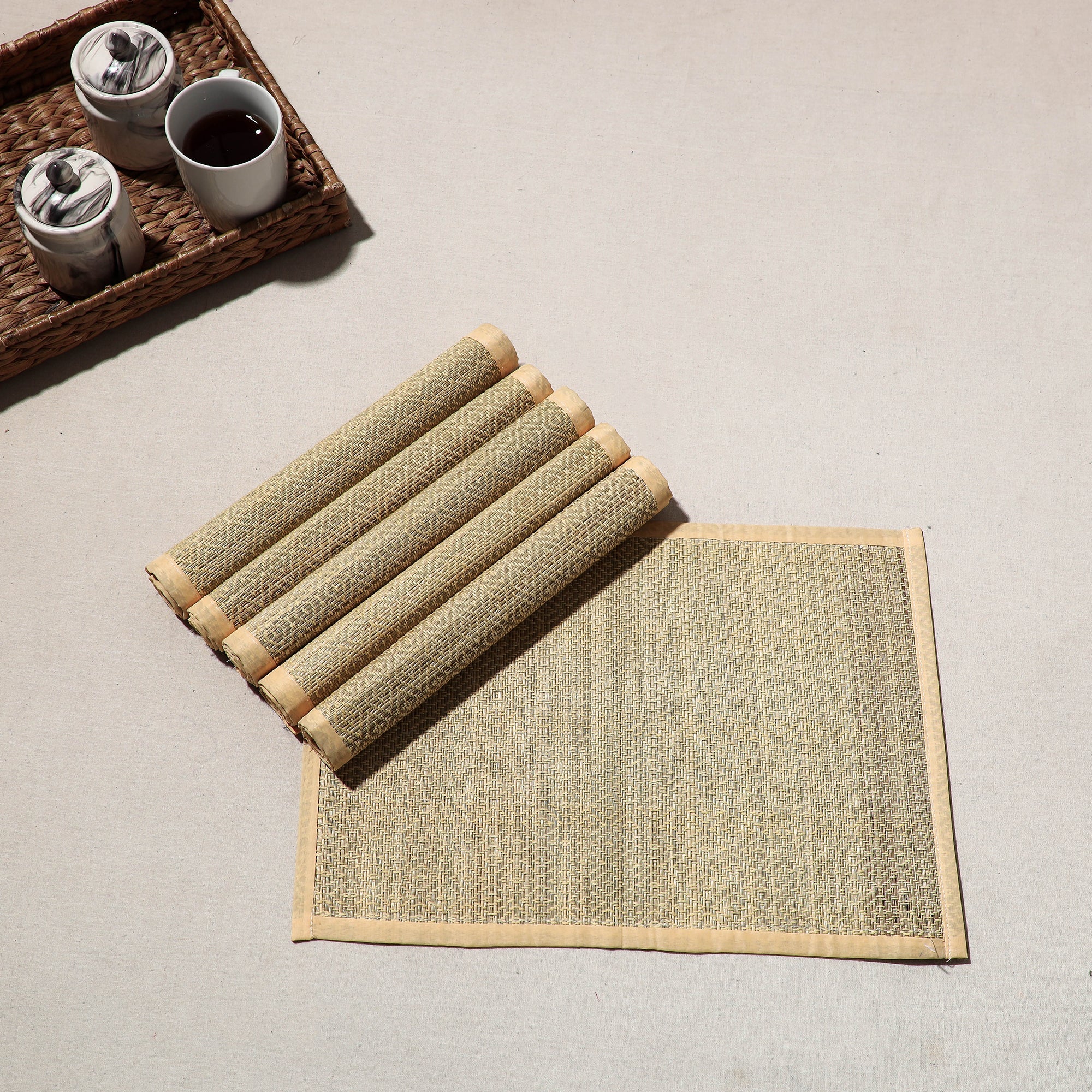 ITOKRI CRAFTS INITIATIVE Beige - Madur Grass Handwoven Table Mats of Midnapore (Set of 6) 09 - view 2