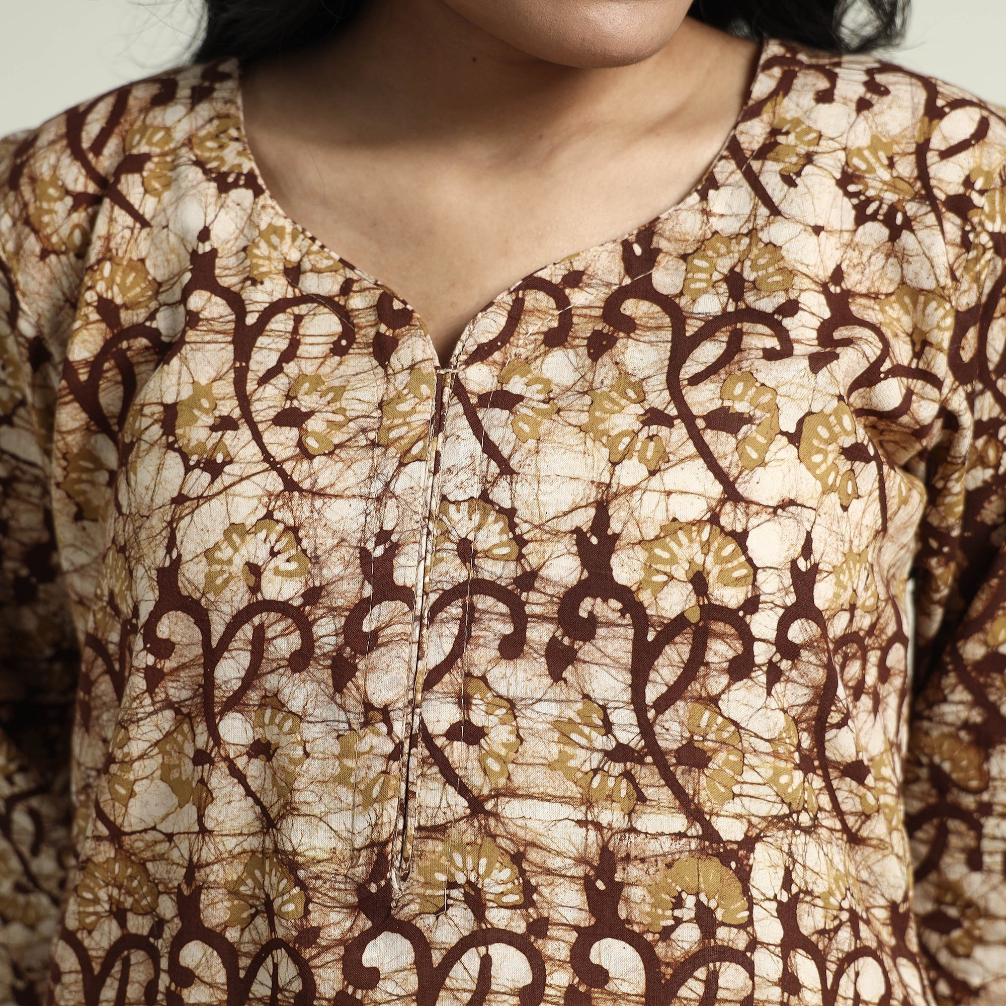 ITOKRI CASUALS Brown - Hand Batik Printed Cotton Kurta with Palazzo & Dupatta Set - view 5