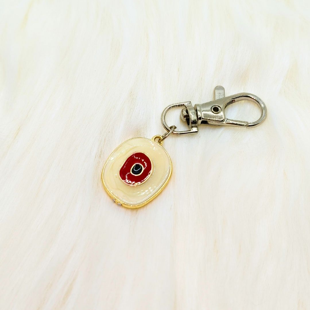 Casebasket Red-Eye Phone Charm - view 2