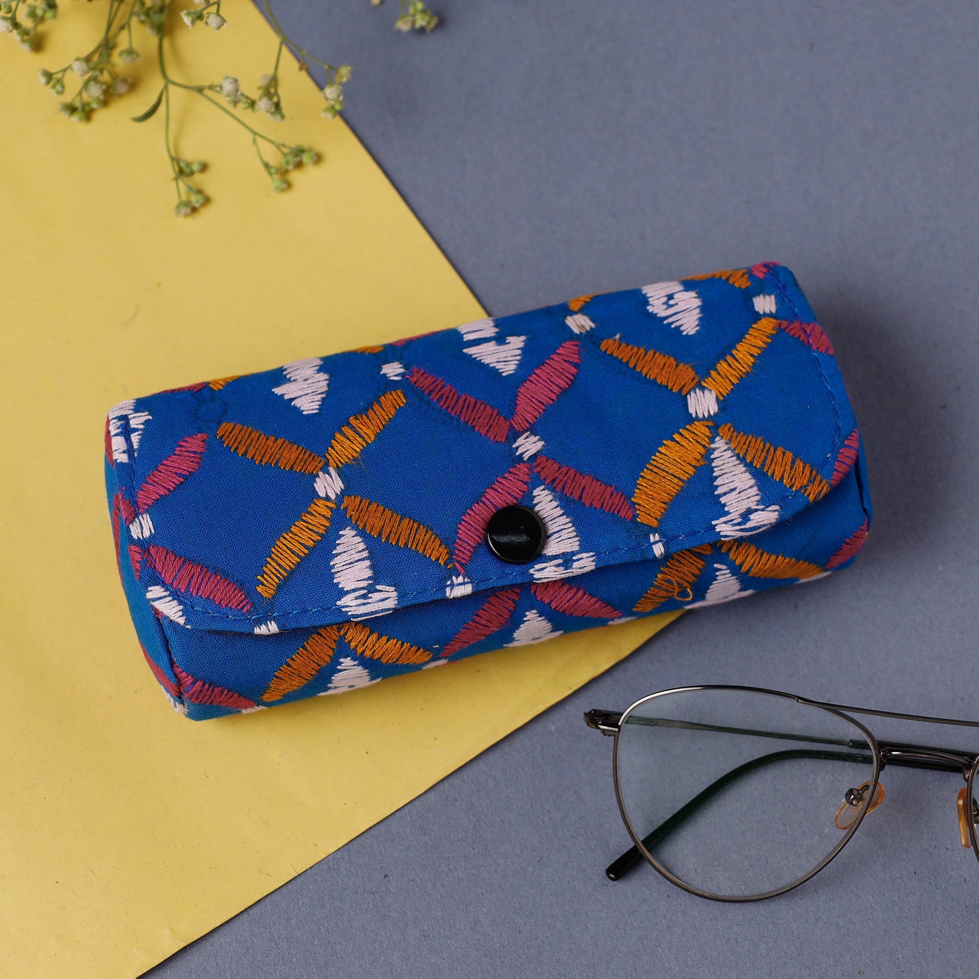 ASALKAAR Bengal Kantha Work Handcrafted Spectacles Case