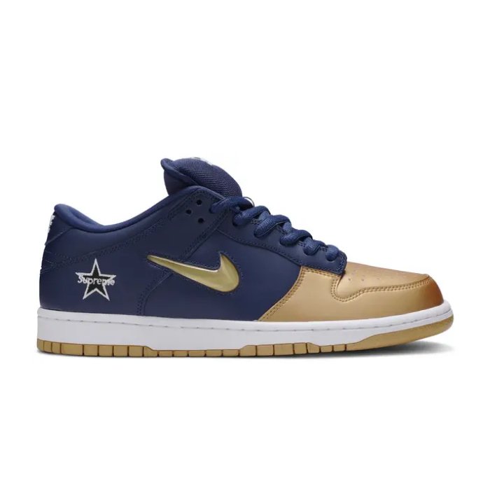 HYPE ELIXIR Nike SB Dunk Low Supreme Jewel Swoosh Gold