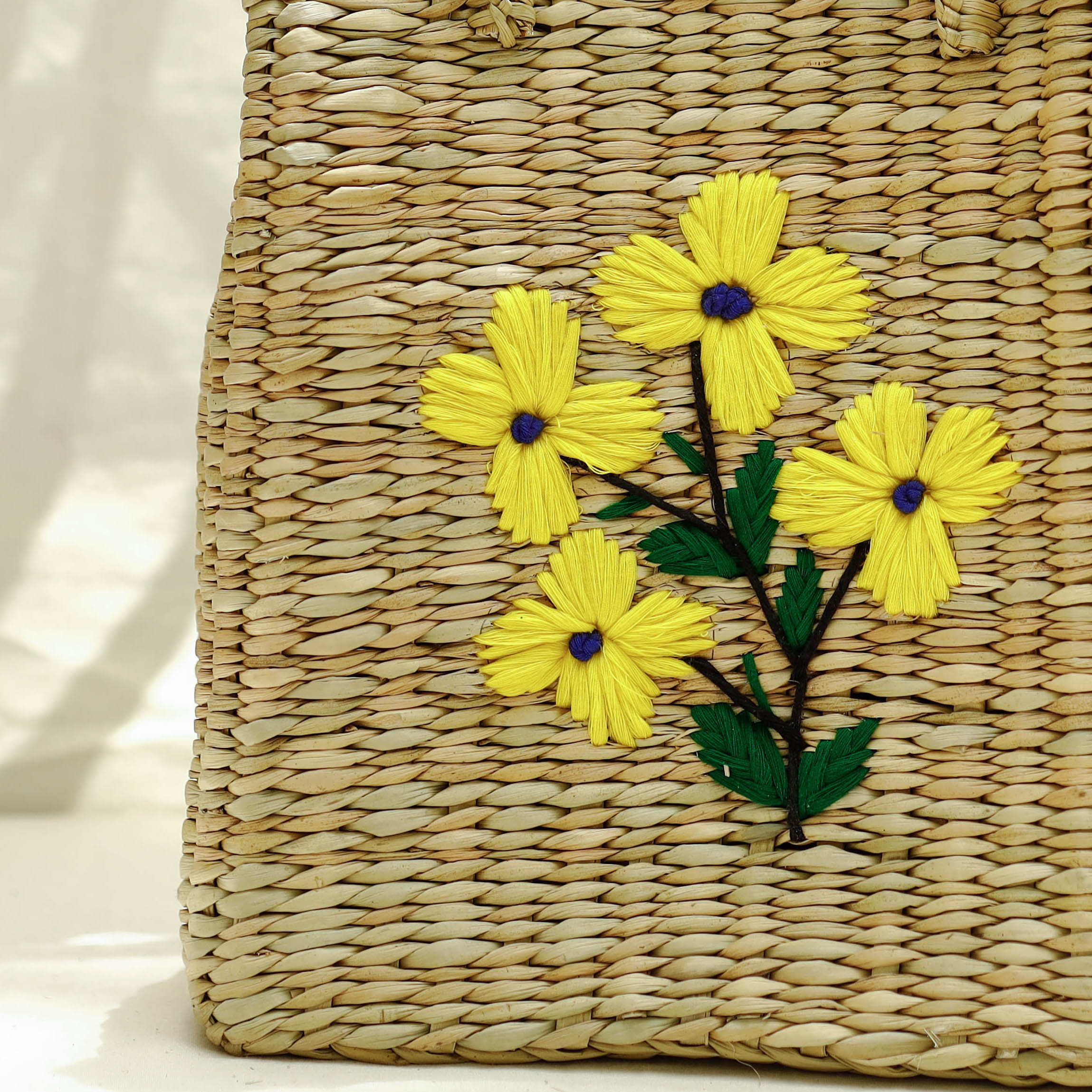 ITOKRI CRAFTS INITIATIVE Beige - Handcrafted Natural Water Reed Embroidered Shopping Bag - view 2
