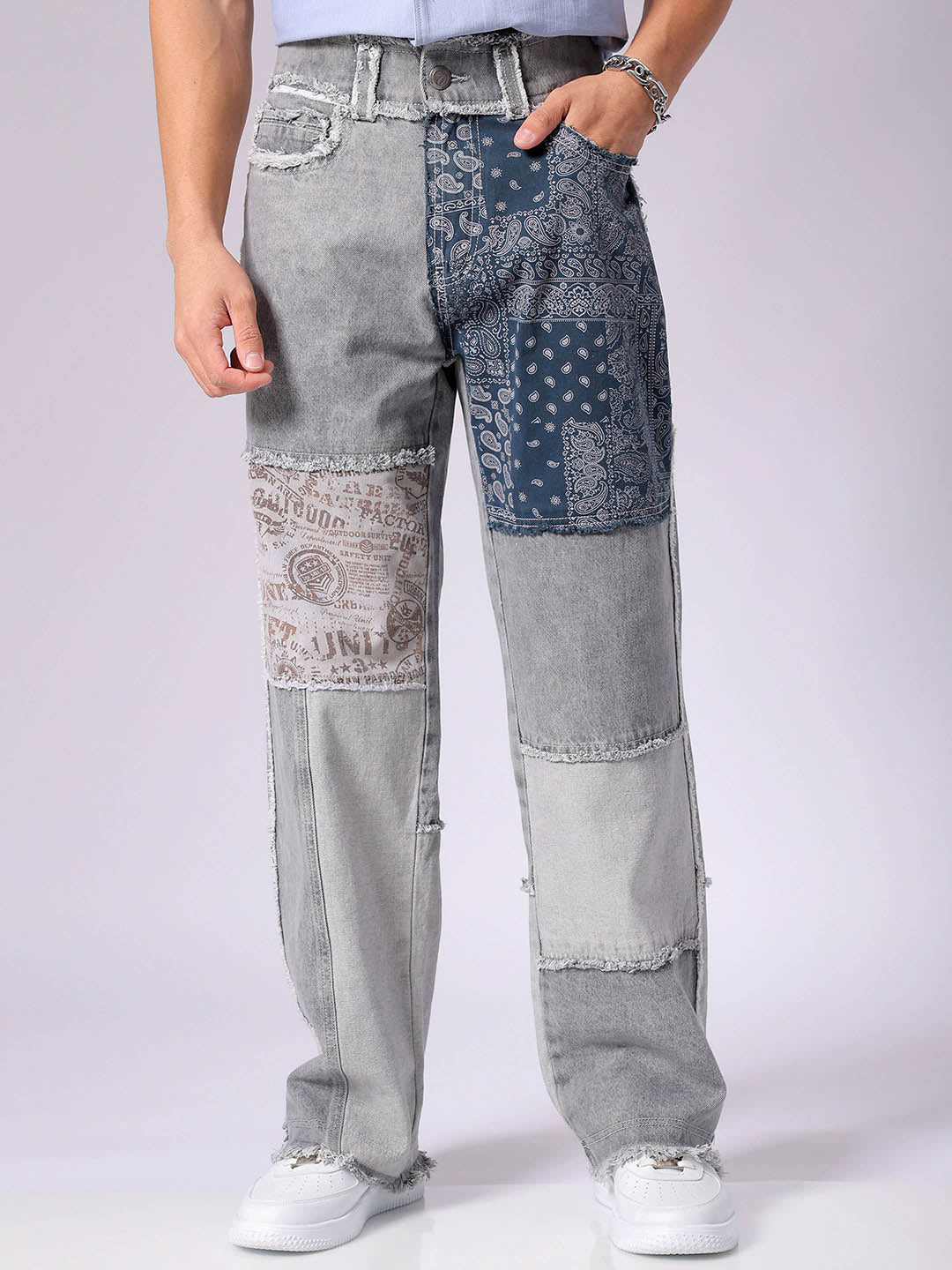 The Indian Garage Co Men's Grey Relaxed Fit Colourblocked Jeans