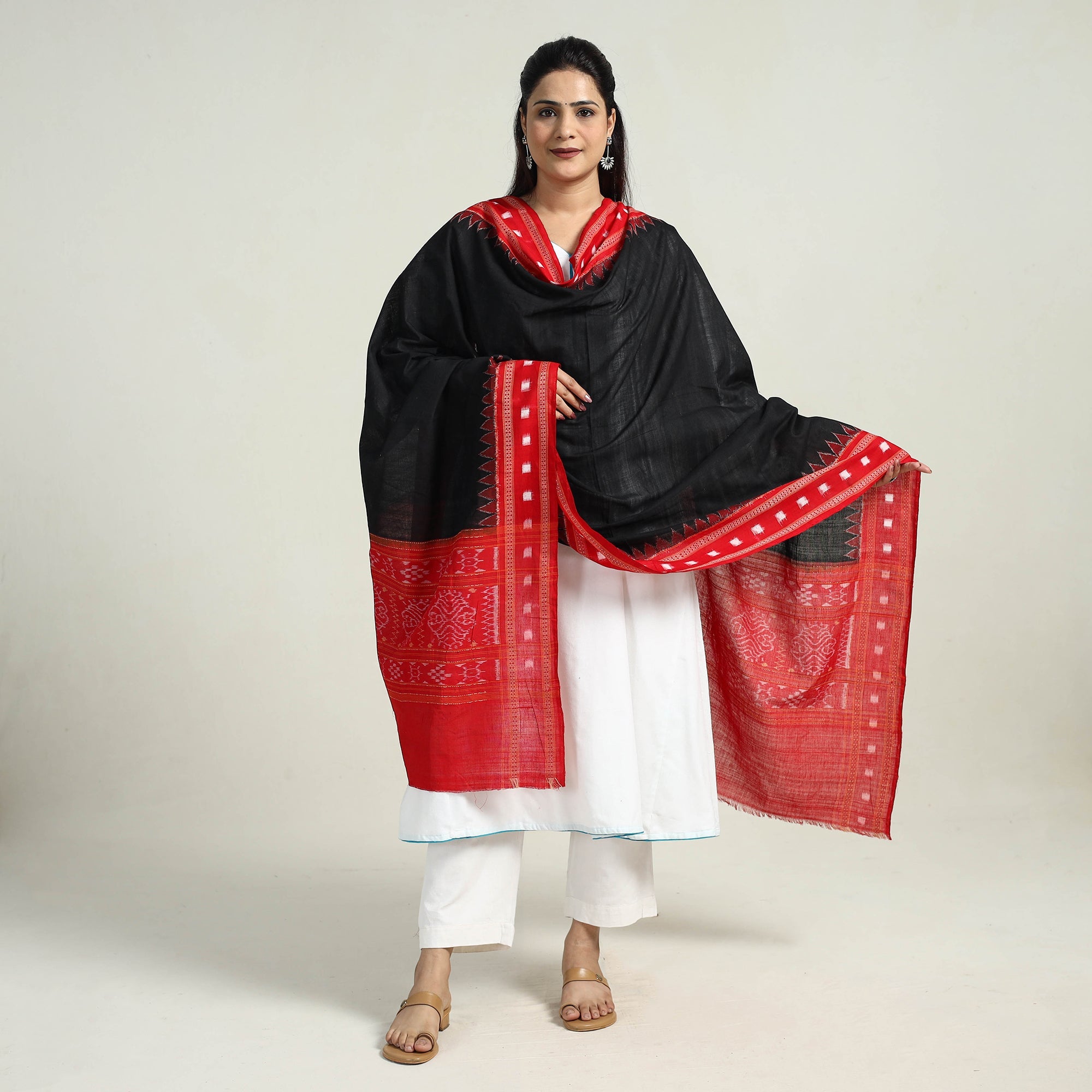 ASHOKA ASSEMBLE - CELEBRATING CRAFTS OF ODISHA Black - Sambalpuri Ikat Weave Handloom Cotton Dupatta 03 - view 2