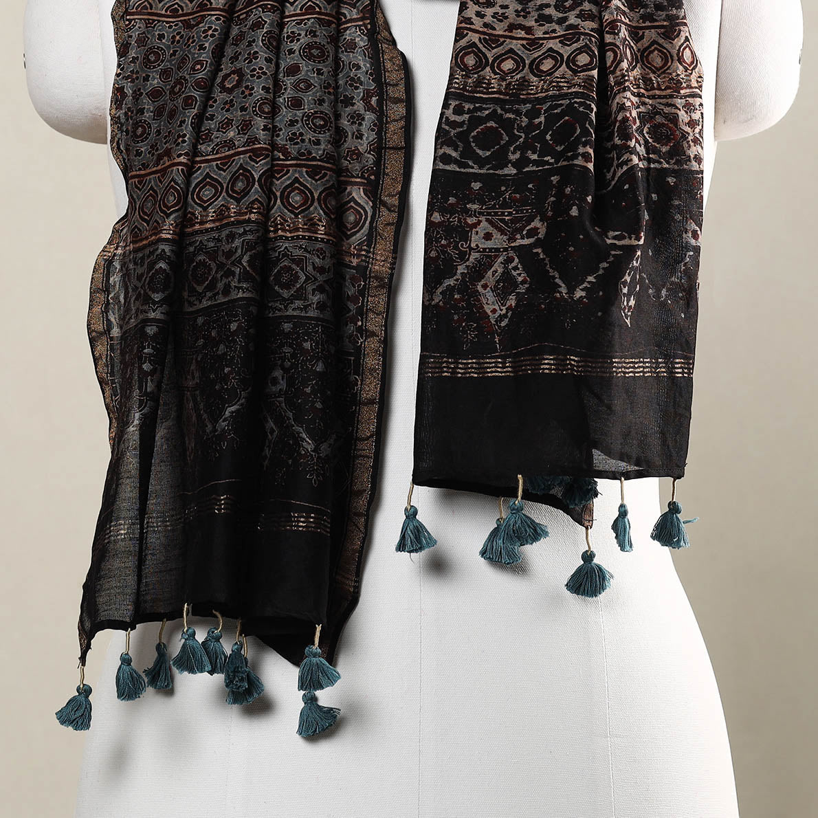 AJRAKH BY SUFIYAN ISMAIL KHATRI Black - Ajrakh Hand Block Printed Chanderi Silk Handloom Stole with Tassels - view 3