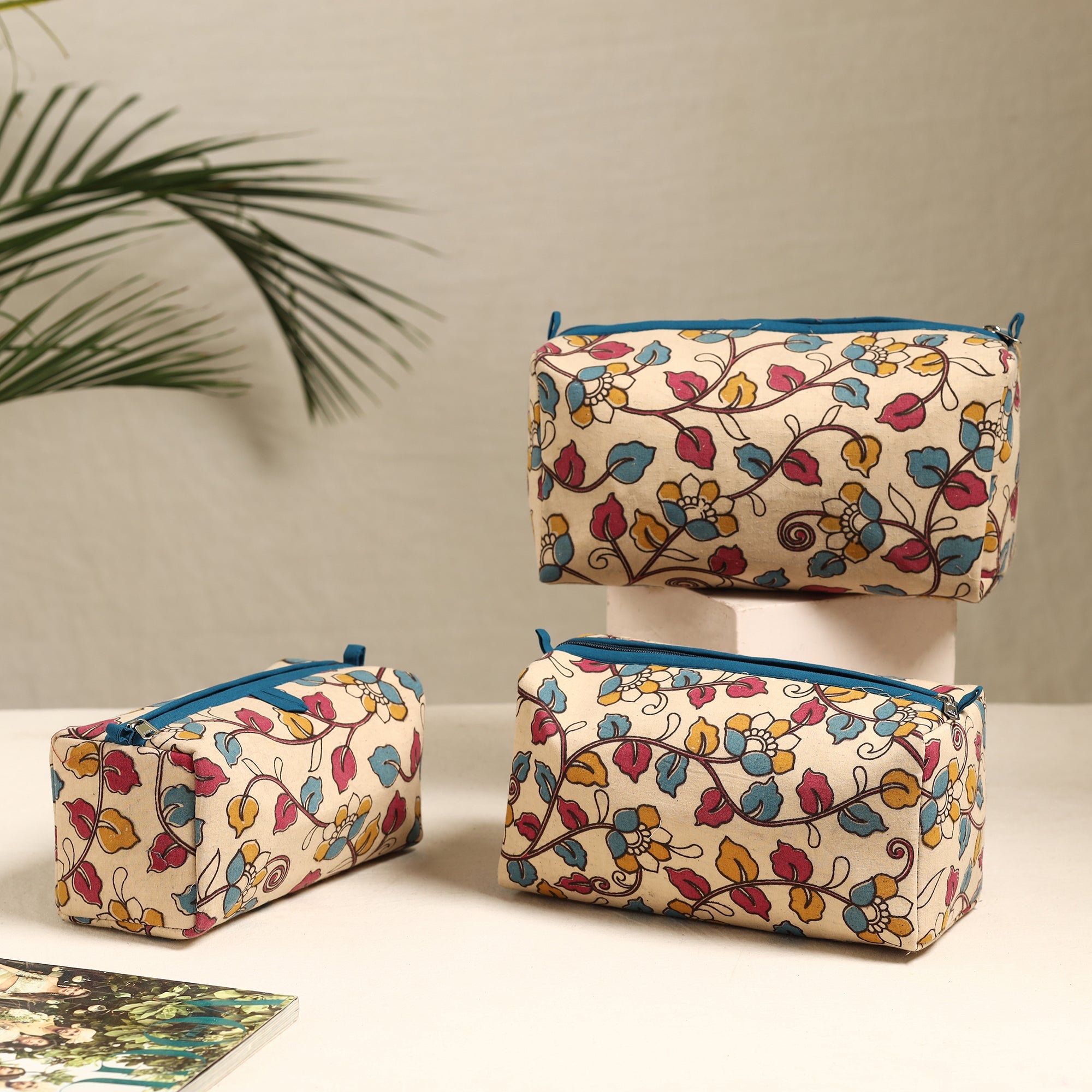 ITOKRI CRAFTS INITIATIVE Beige - Handmade Cotton Toiletry Bags (Set of 3) 118