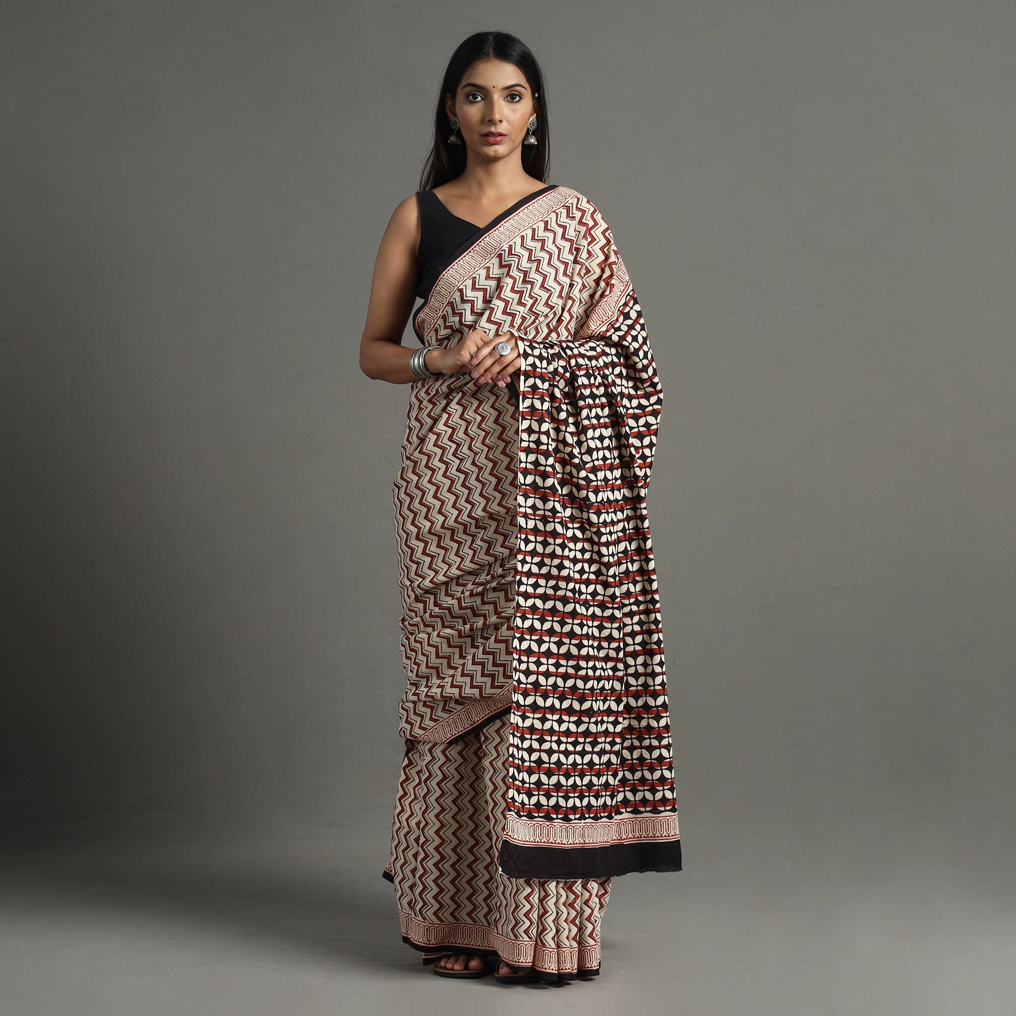 HAVELI CHRONICLES Brown - Bagru Hand Block Printed Mul Cotton Natural Dyed Saree 12