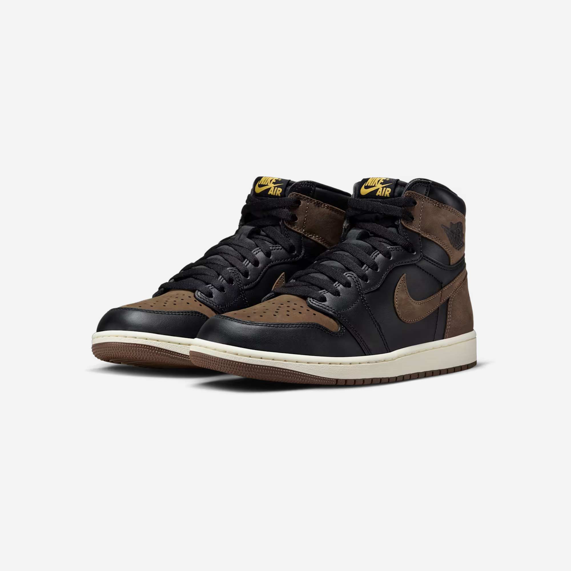 Nike Air Jordan 1 Retro High OG Palomino - view 2