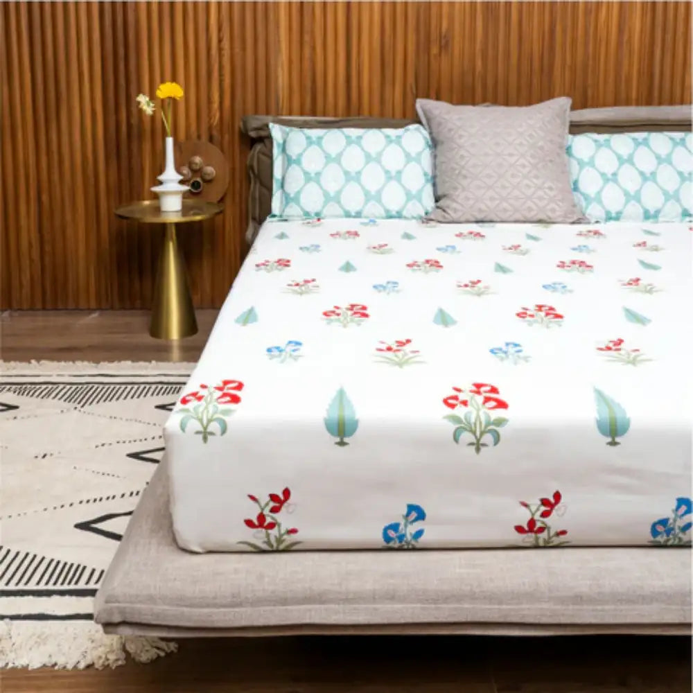 Urban Space -Home Furnishing Store 220 TC 100% Cotton printed double bedsheet - High Garden Red