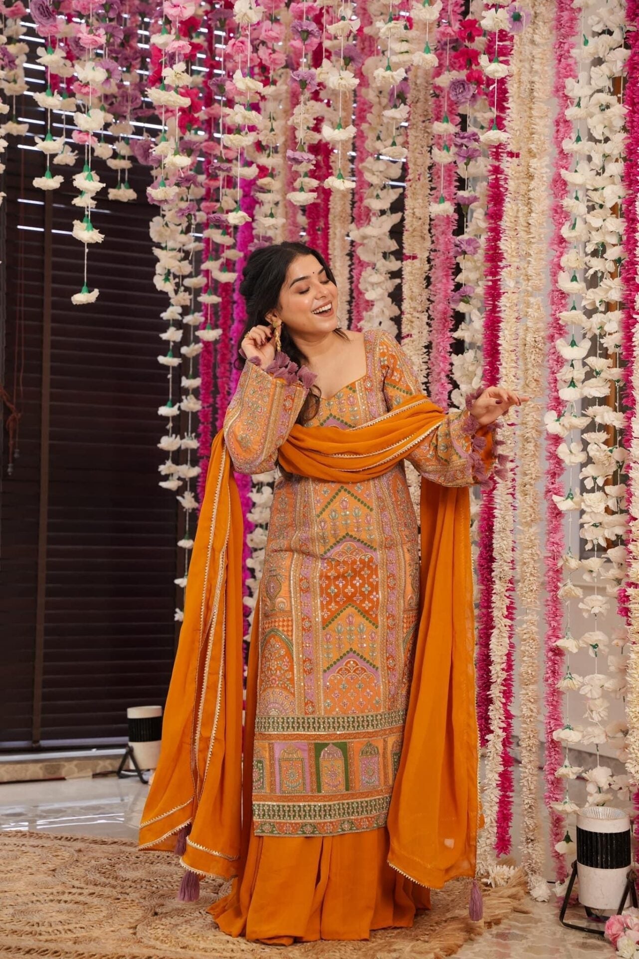 Idaho-o Sunset aura heavy embroidered suit set - view 2