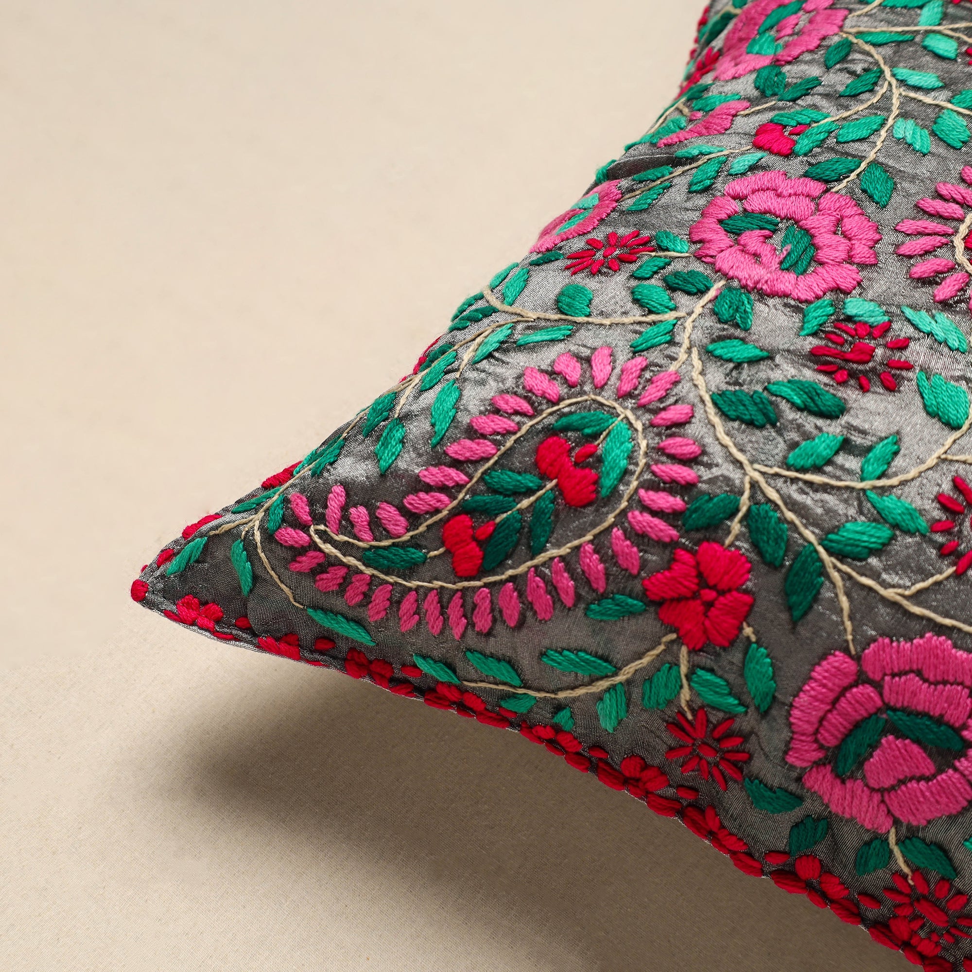 JALPARI Chinon Phulkari Embroidered Cushion Cover 61 - view 2