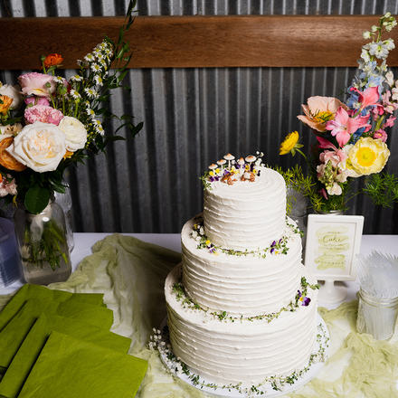 fiftyflowers.com Modern Garden Wedding - view 8