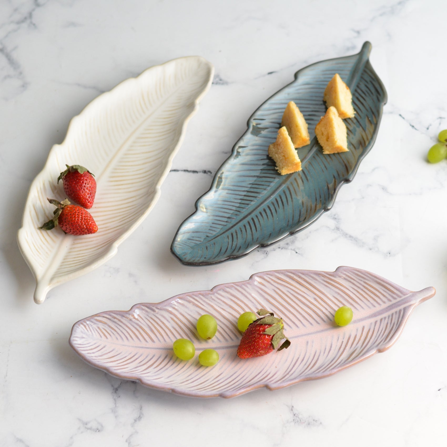 Nestasia Long Leaf Plate - view 2