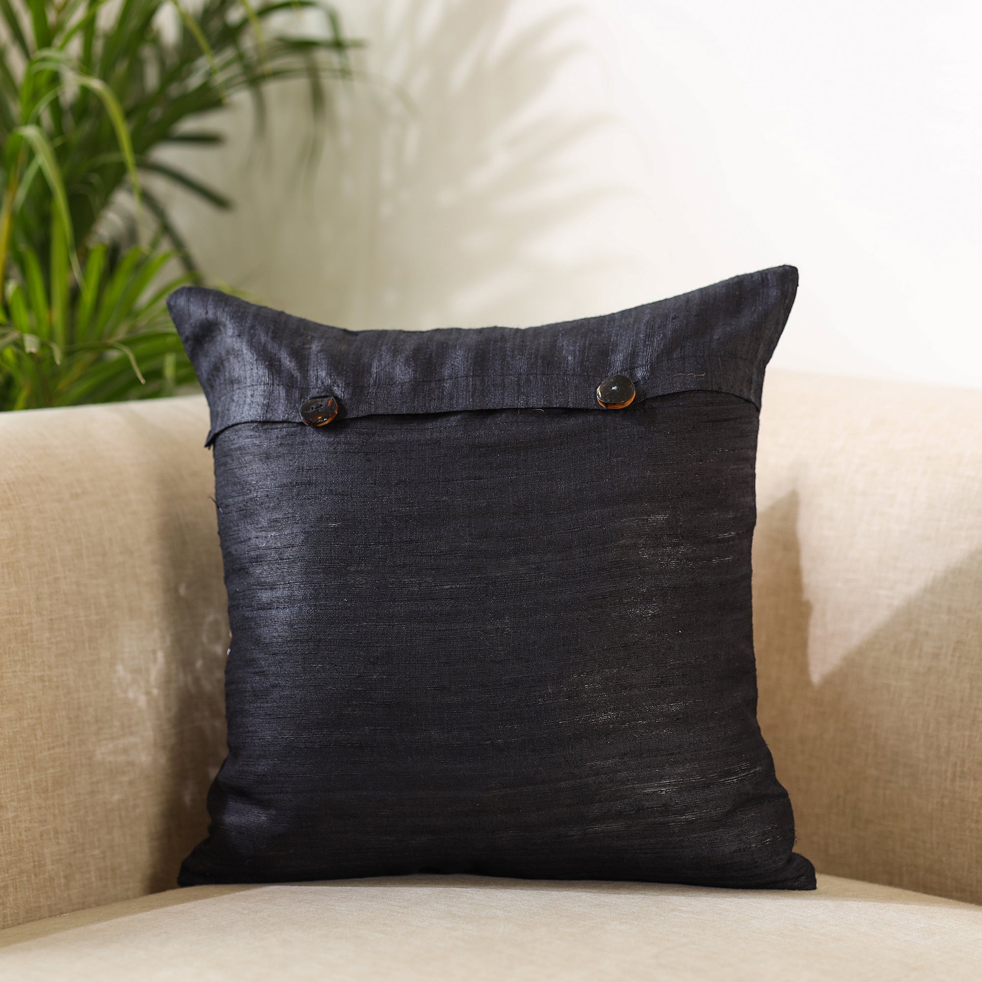 CHHATTISGARH HASTSHILP VIKAS BOARD Black - Aari Embroidery Sequin Work Ghicha Silk Cushion Cover (16 x 16 in) - view 5