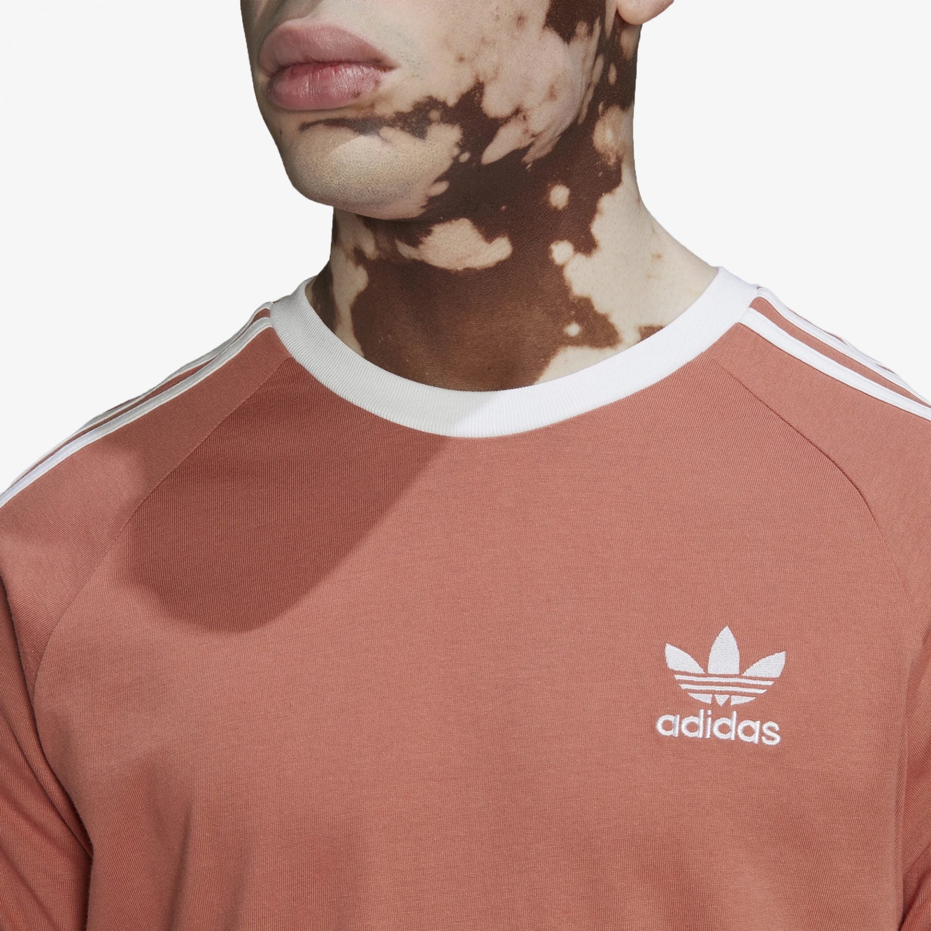 Adidas Originals | ADICOLOR CLASSICS 3-STRIPES TEE { MAGIC EARTH