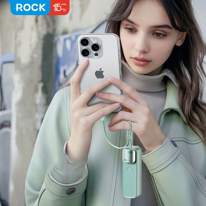 Million Cases ROCK 30W SwiftCharge Mini Power Hub 5000mAh Power Bank - view 3