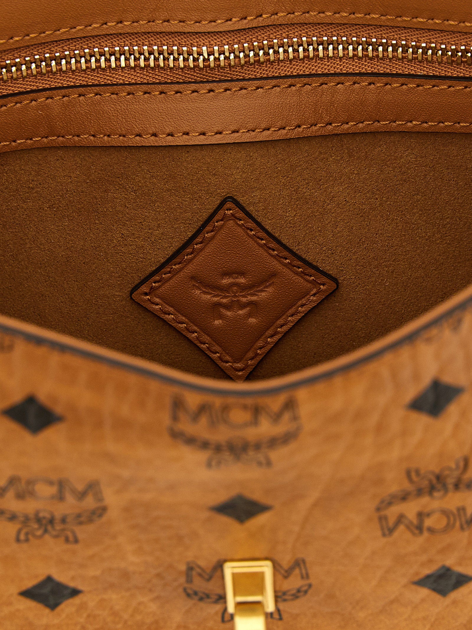 Mcm Tracy Shoulder Bag - view 4