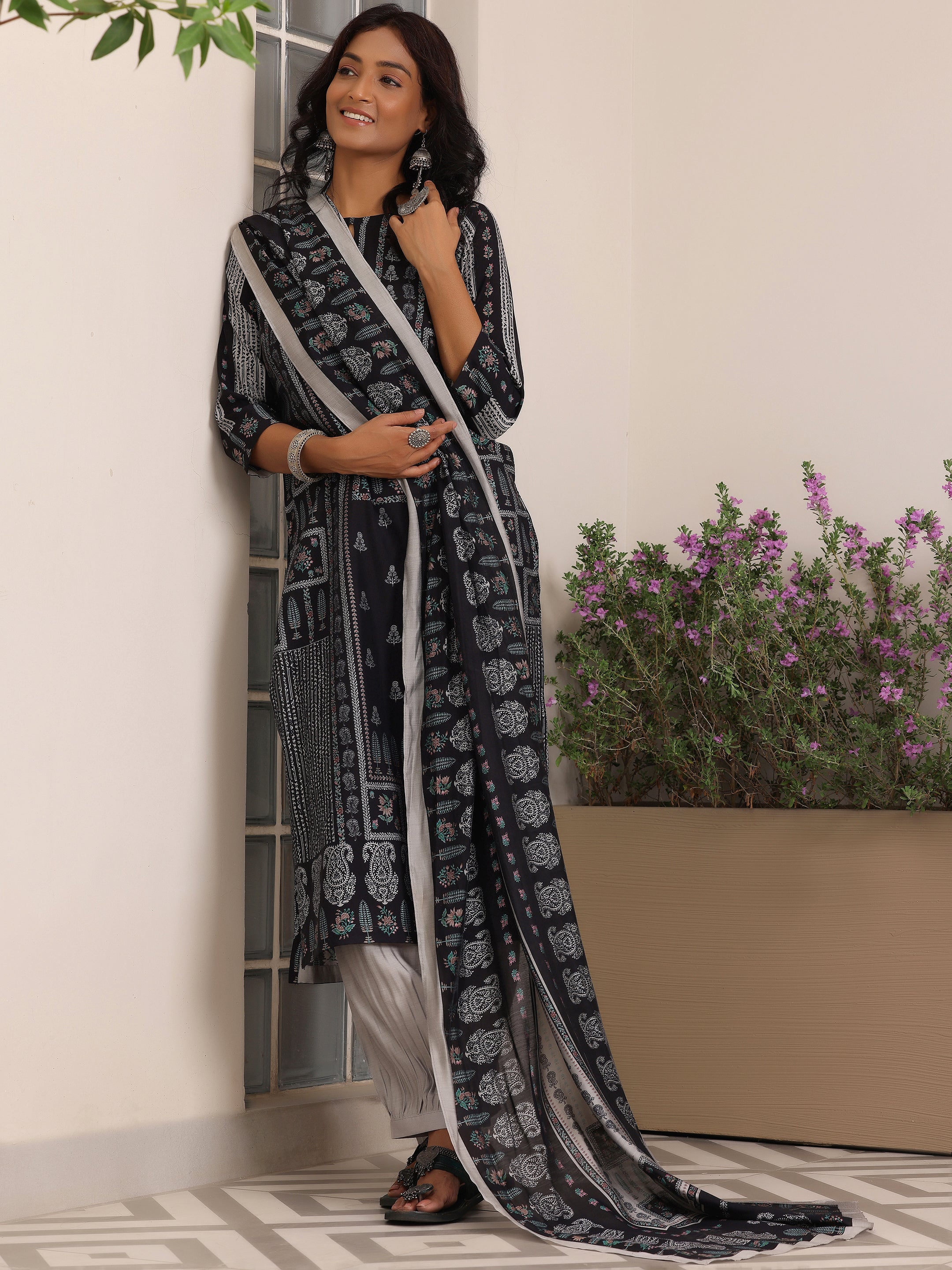 Libas Black Printed Cotton Straight Suit With Dupatta - view 3