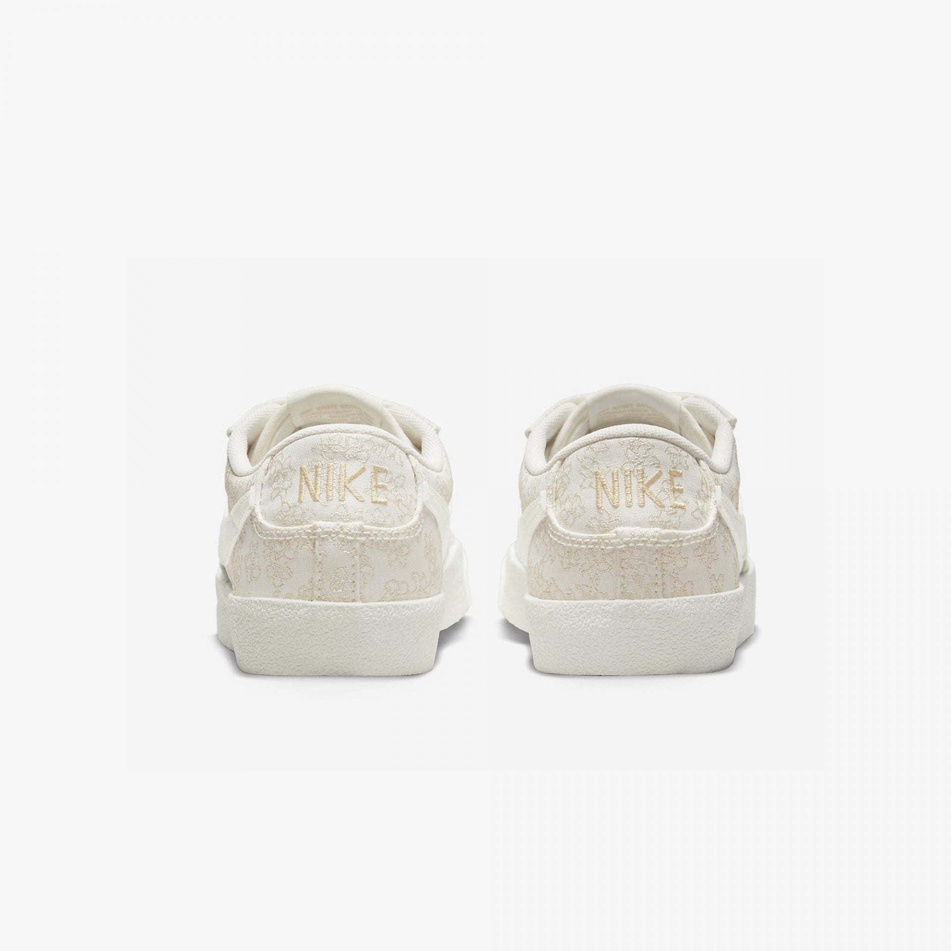 Nike | BLAZER LOW '77 SE { FLOWER EMBROIDERY - view 2