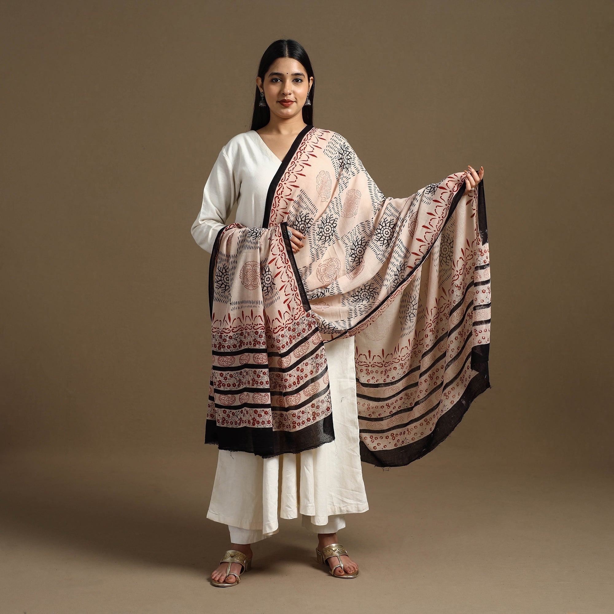 ARTISAN HAND BLOCK PRINTS Beige - Block Print Mul Cotton Bagru Dupatta 20