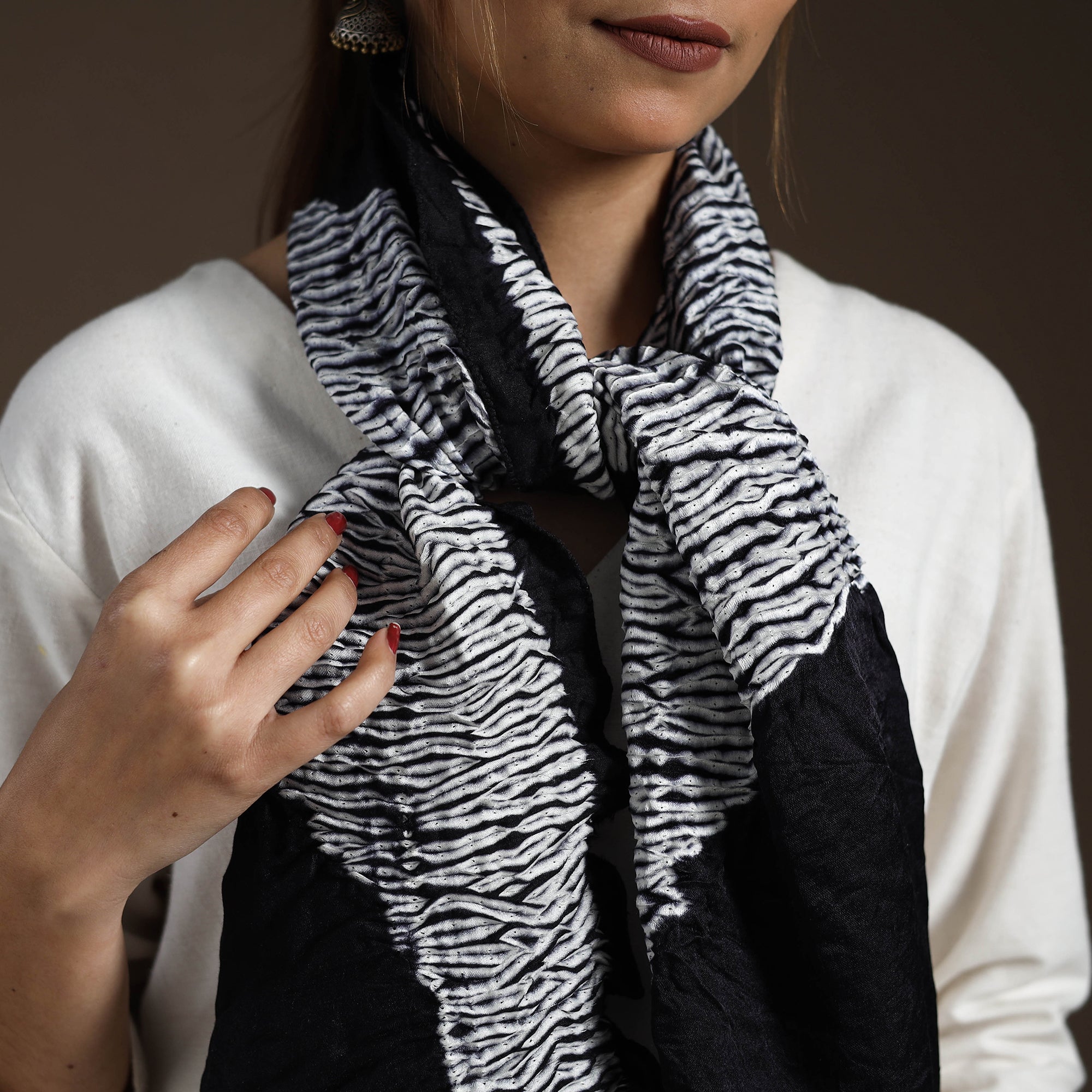 KACHCHH JI CHHAAP Black - Tie & Dye Gajji Silk Shibori Stole 20 - view 3
