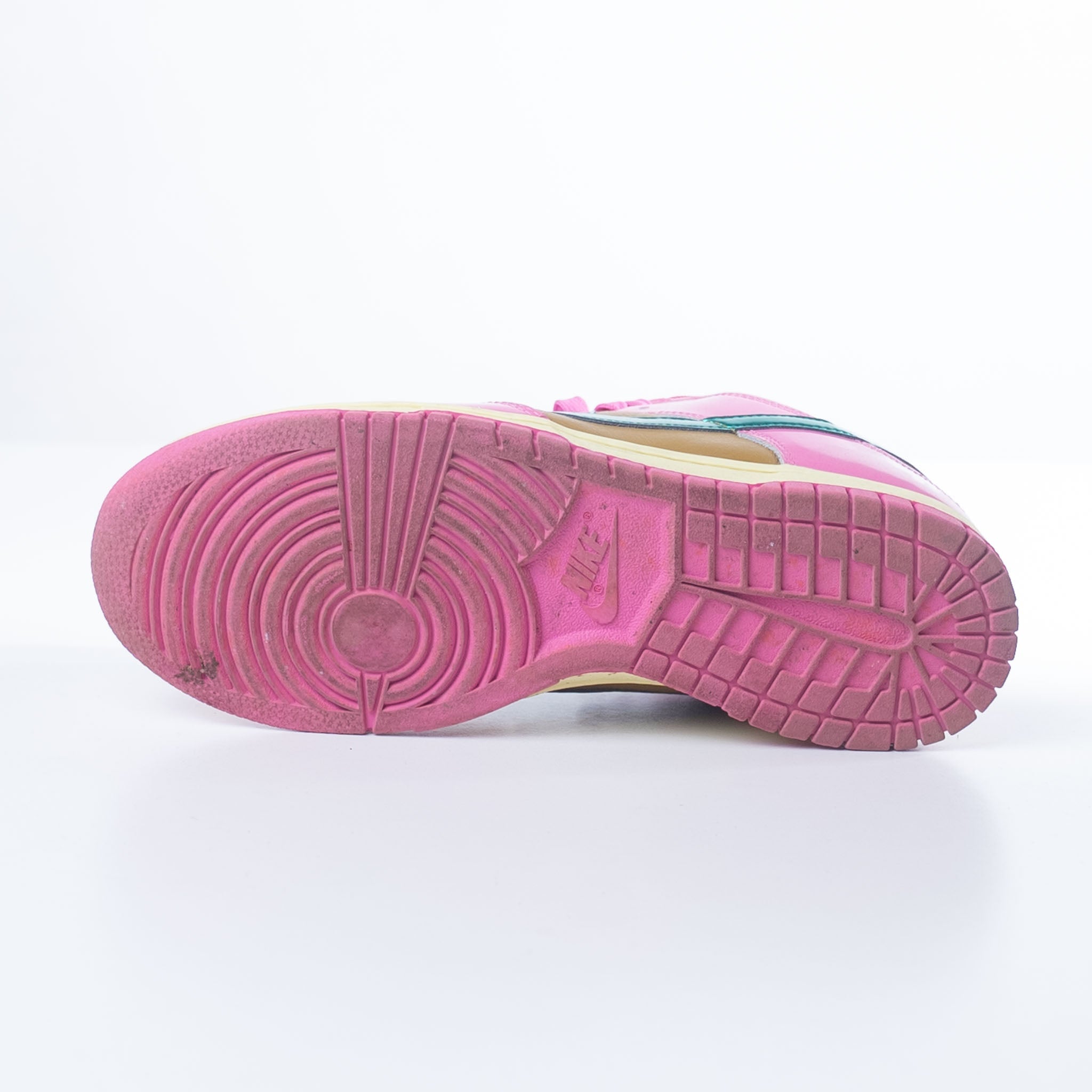 Nike Dunk Low 'Parris Goebel' - view 3