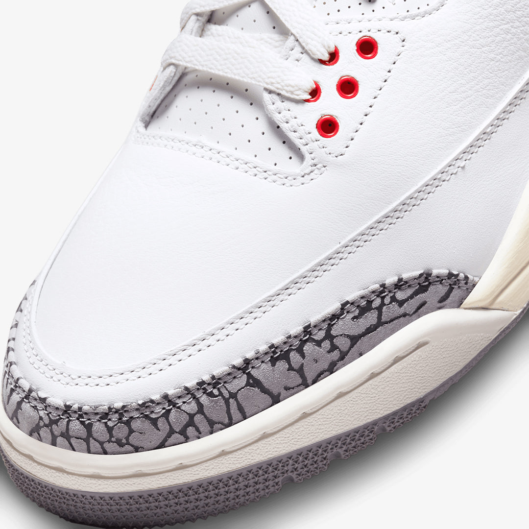 Jordan | AIR JORDAN 3 RETRO { SUMMIT WHITE/FIRE RED-BLACK-CEMENT GREY - view 3