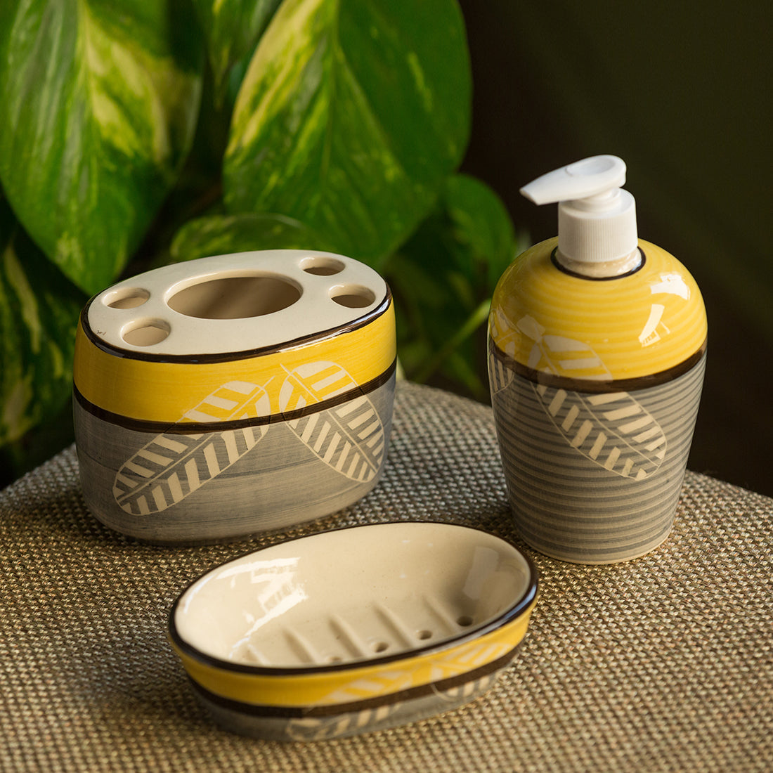 Bathroom accessory set – EXCLUSIVELANE 'Imprinted Leaves' Handpainted Ceramic Bathroom Accessory (Set Of 3)