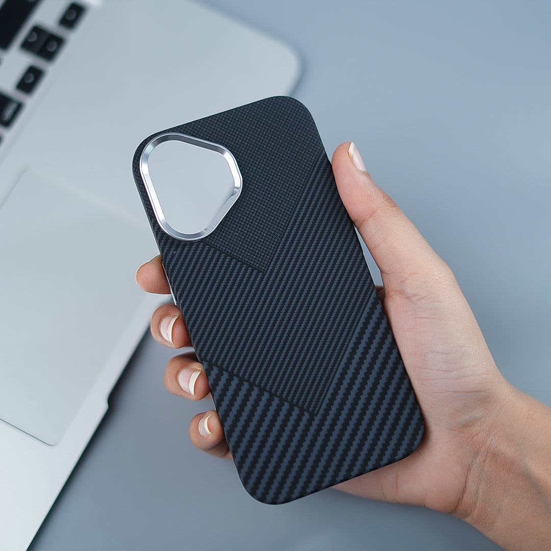 Million Cases iPhone 16 Series Rugged Elite Carbon Fiber Armor Case - view 7
